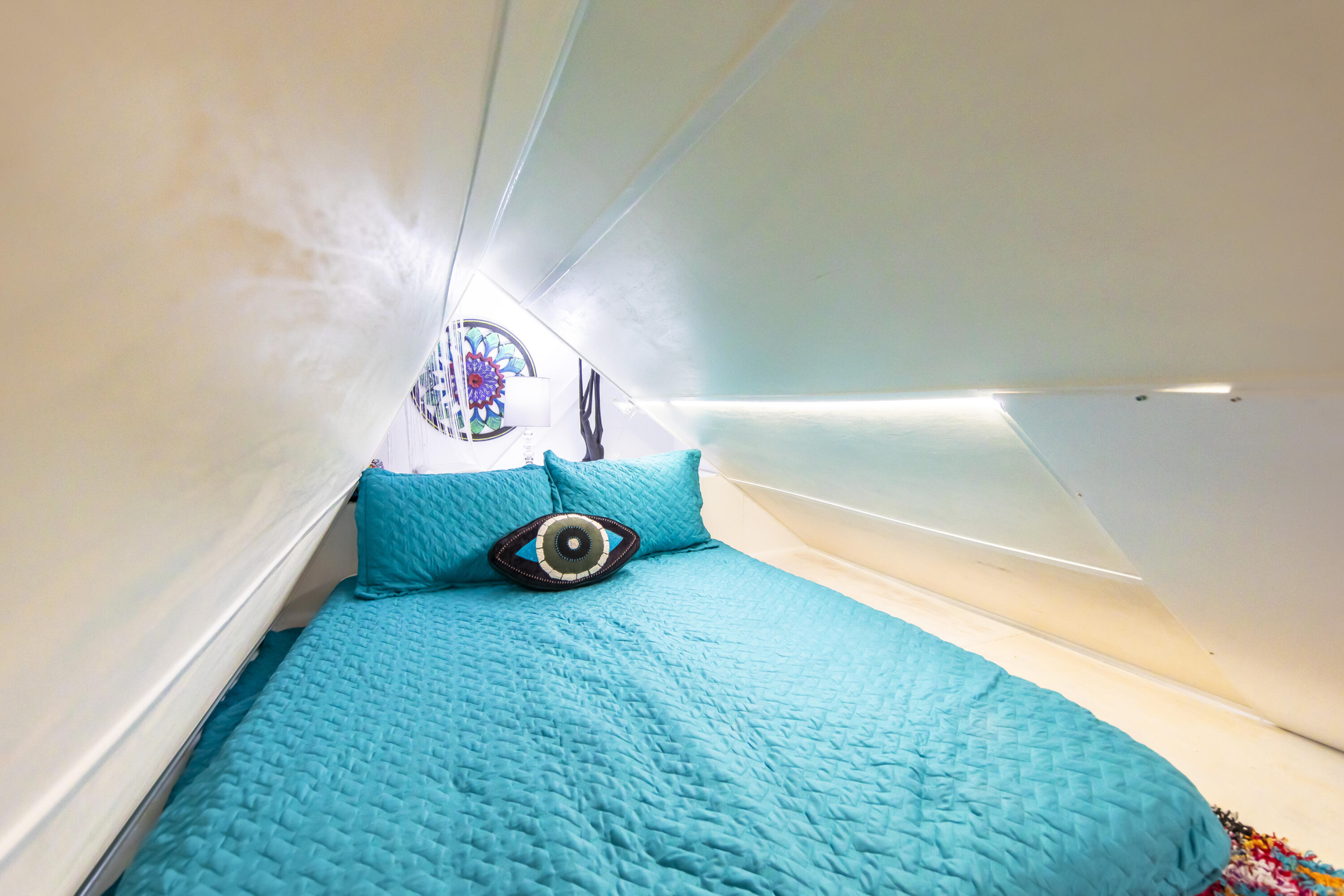 BOOTH BAY T/H - Residential