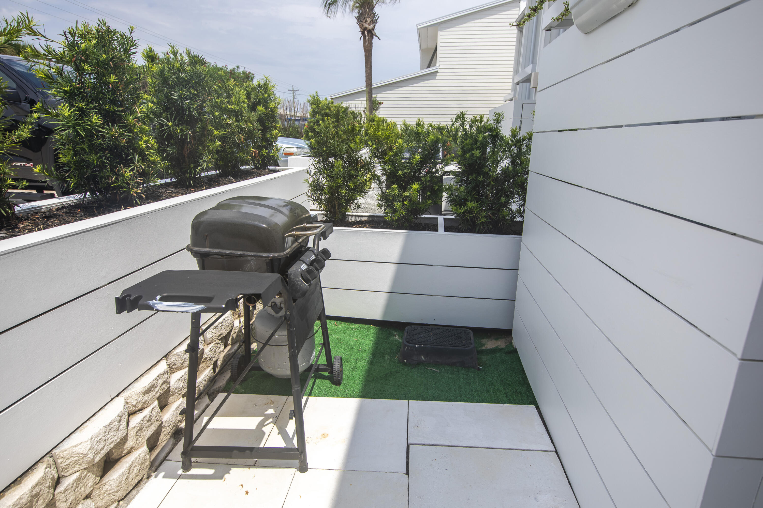 BOOTH BAY T/H - Residential
