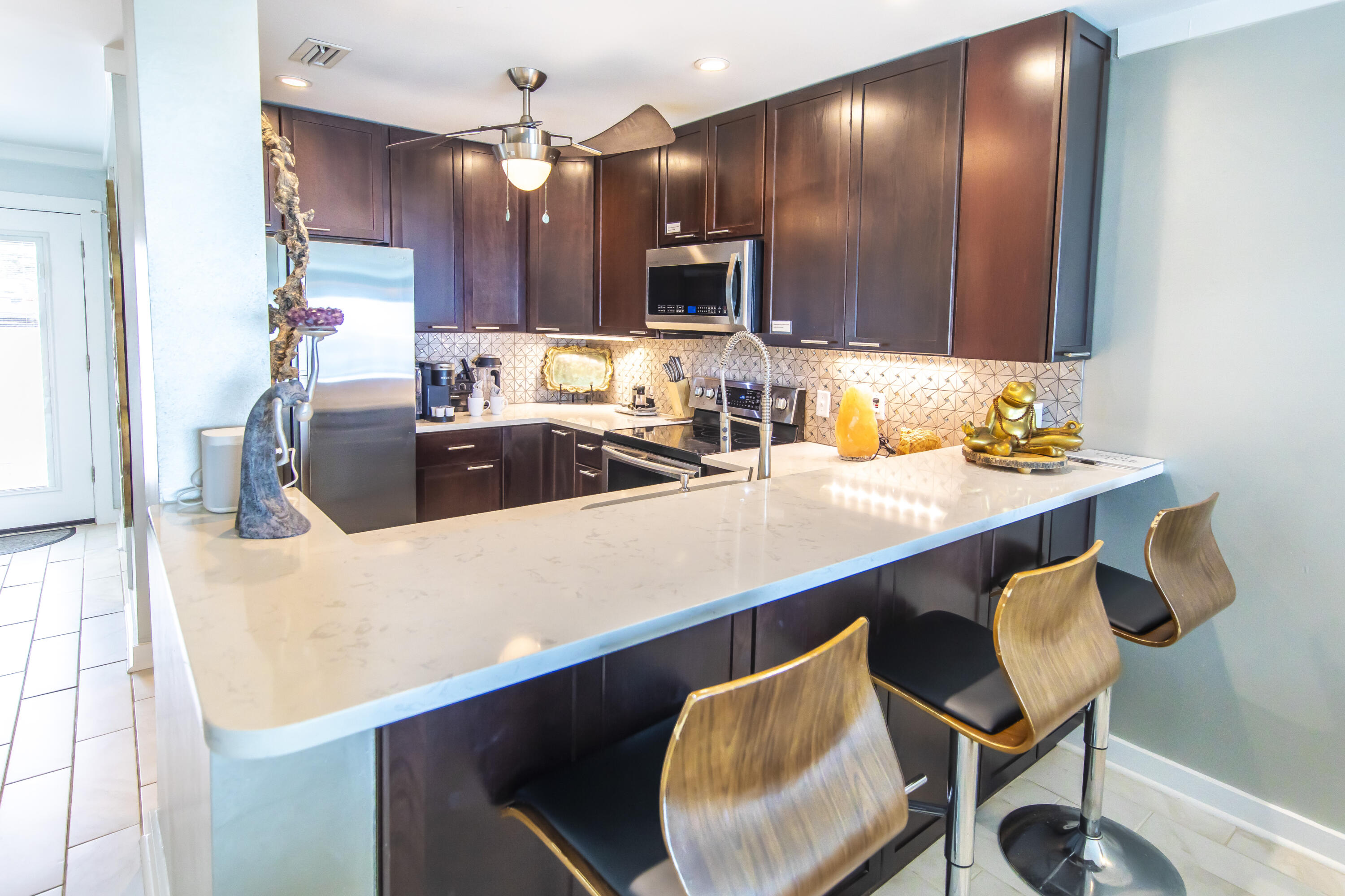 BOOTH BAY T/H - Residential