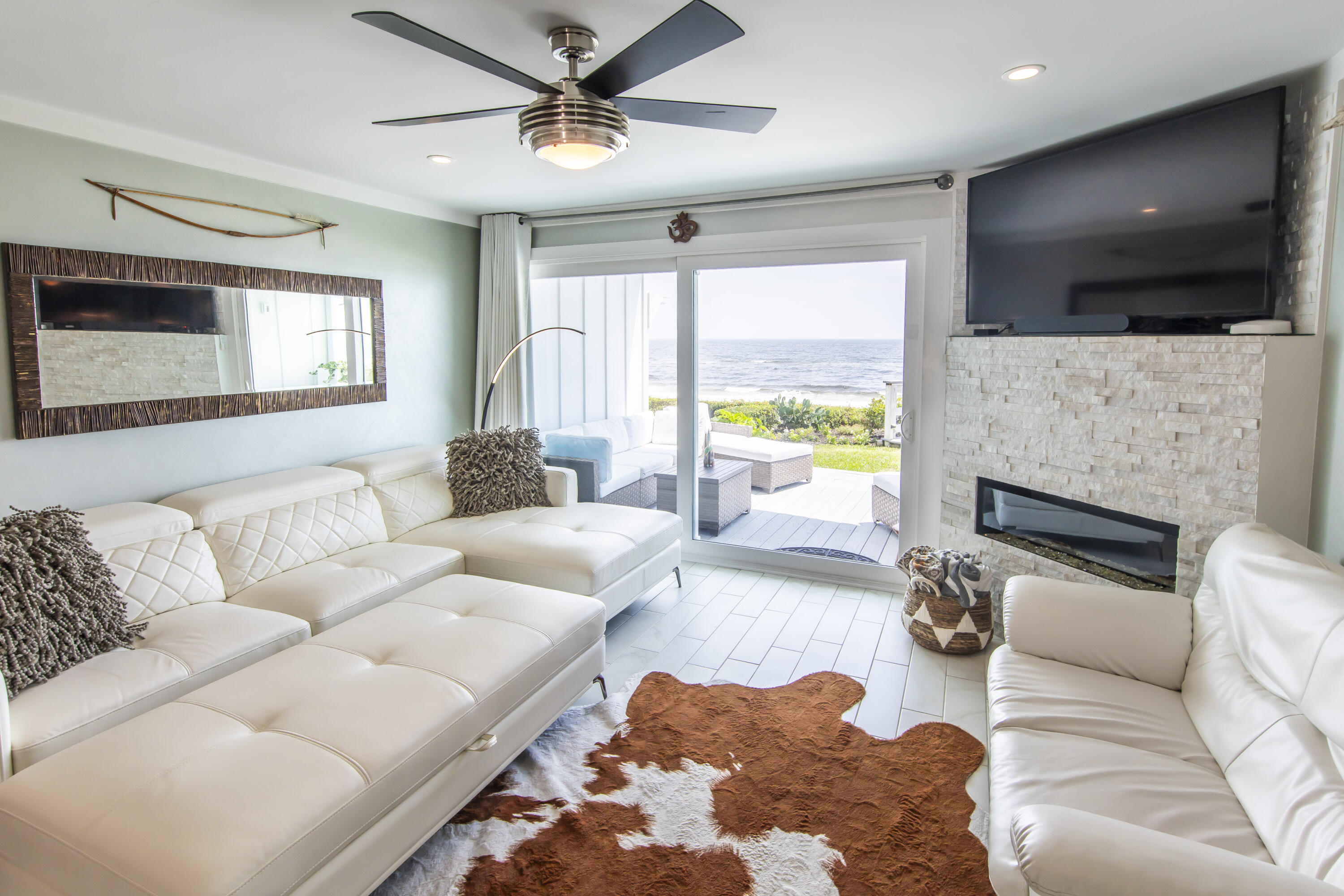 BOOTH BAY T/H - Residential