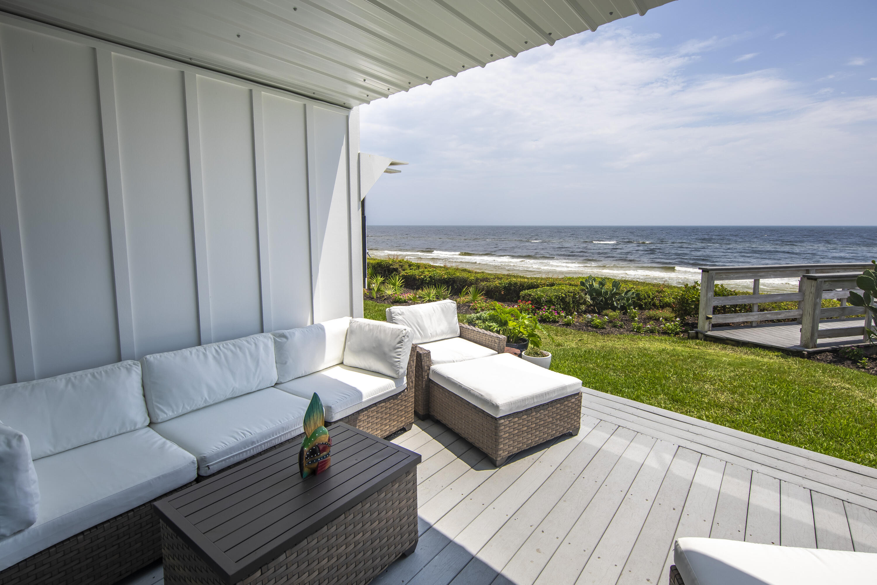 BOOTH BAY T/H - Residential