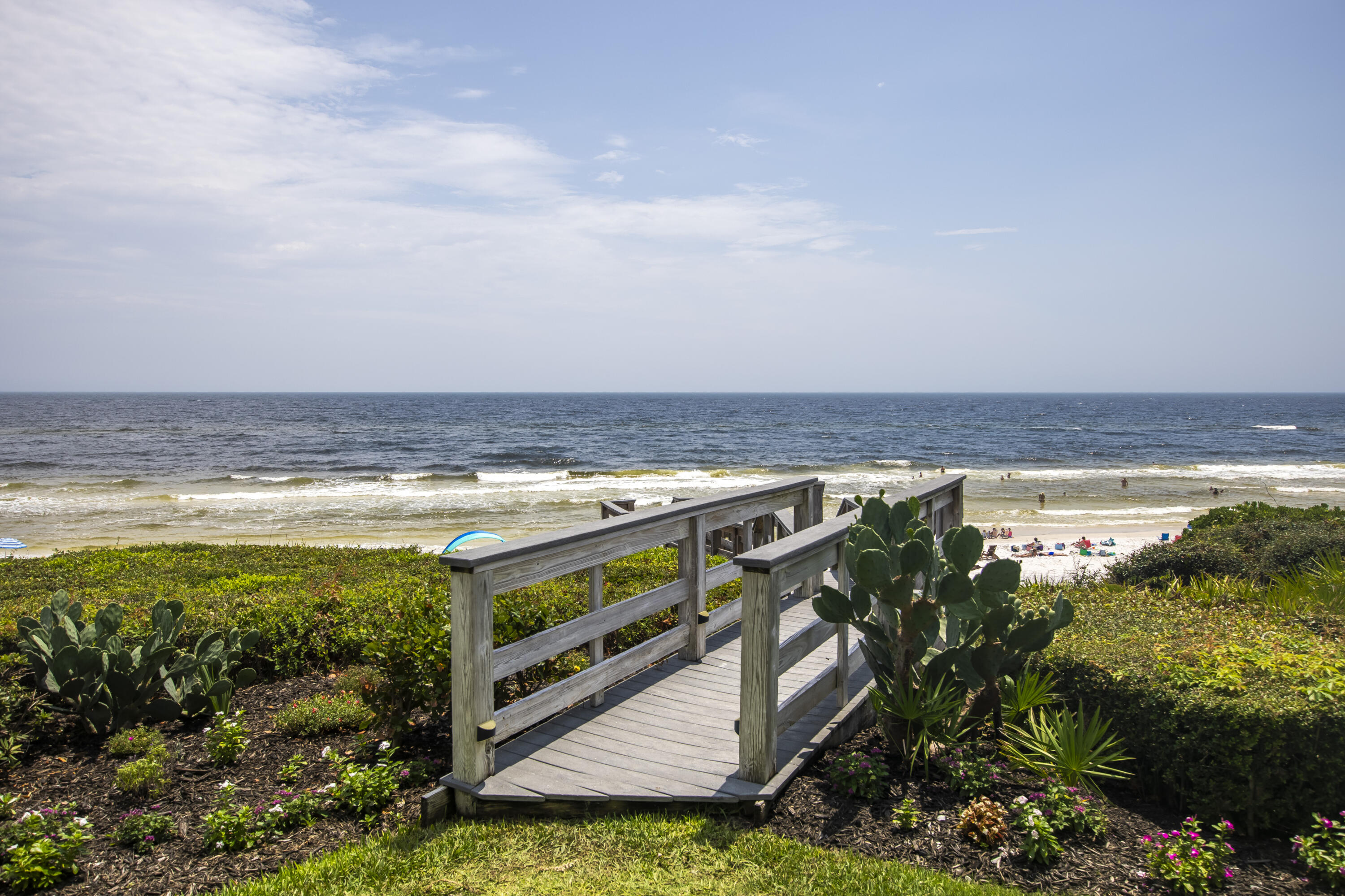 BOOTH BAY T/H - Residential