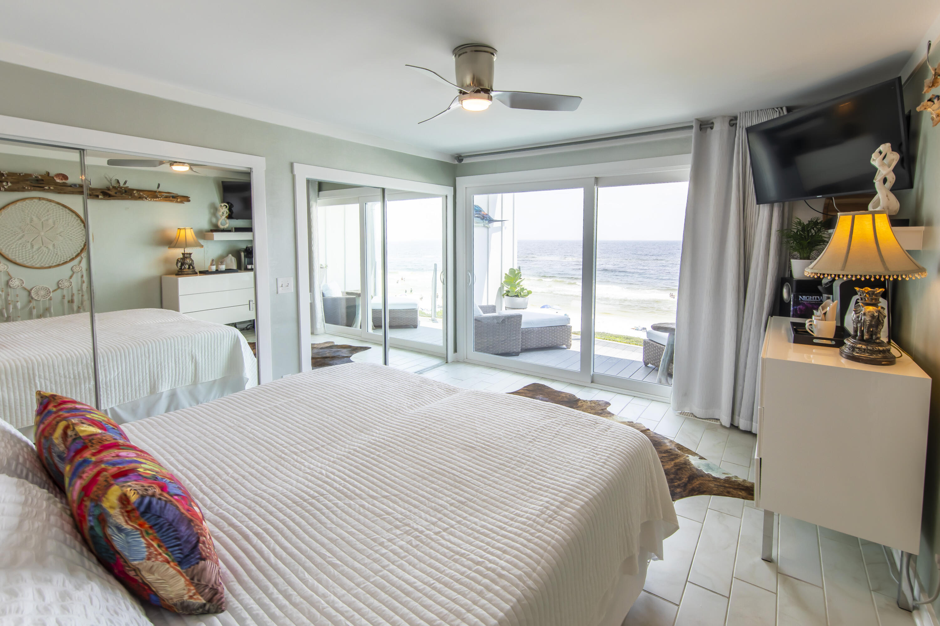 BOOTH BAY T/H - Residential