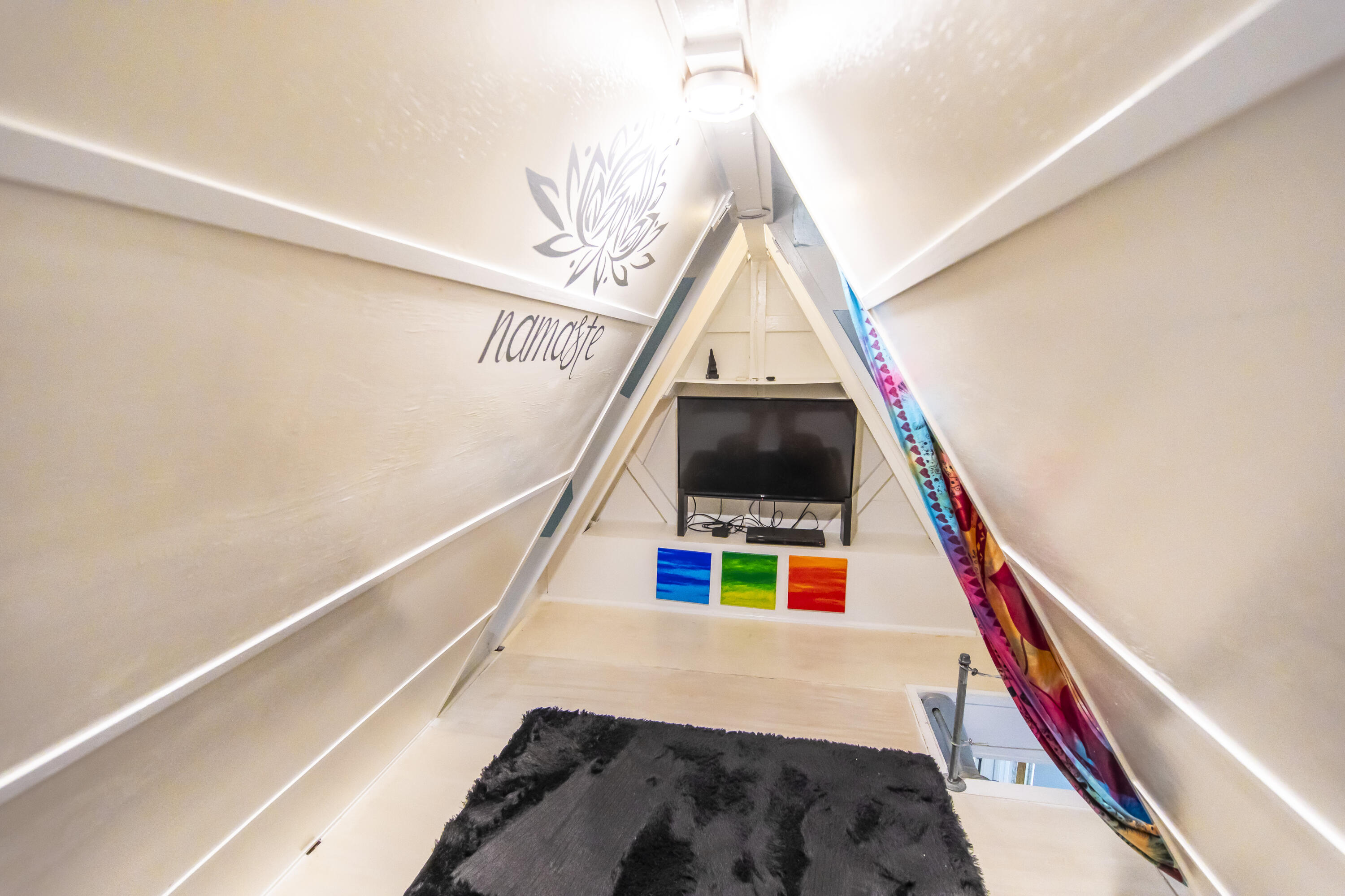 BOOTH BAY T/H - Residential