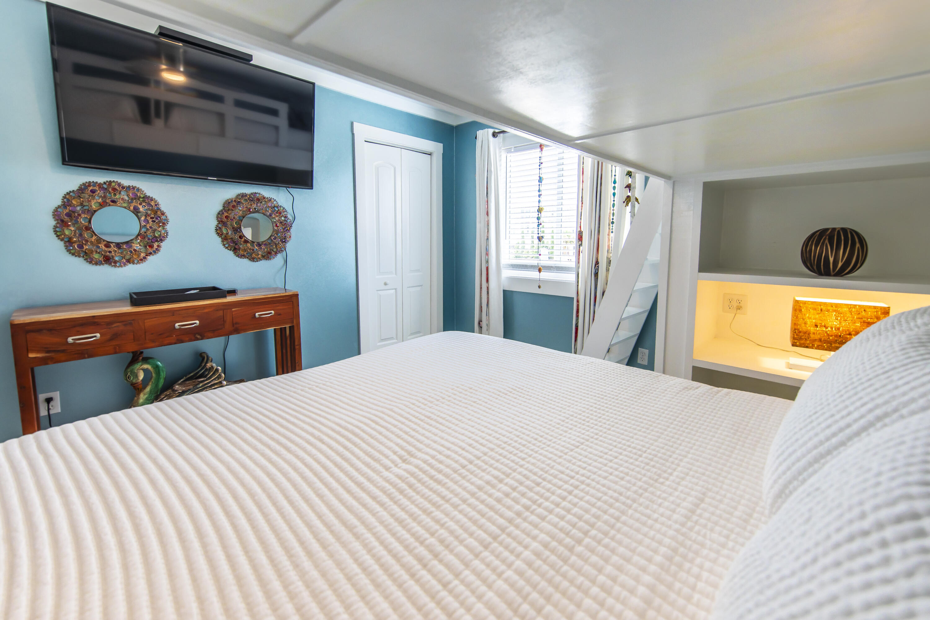 BOOTH BAY T/H - Residential