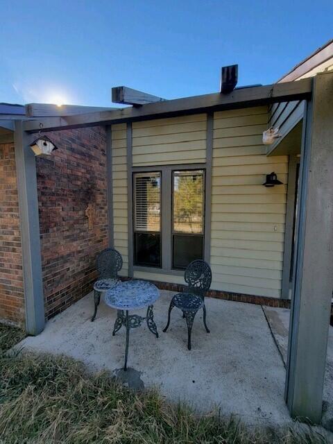 PINEWOOD ESTATES - Residential