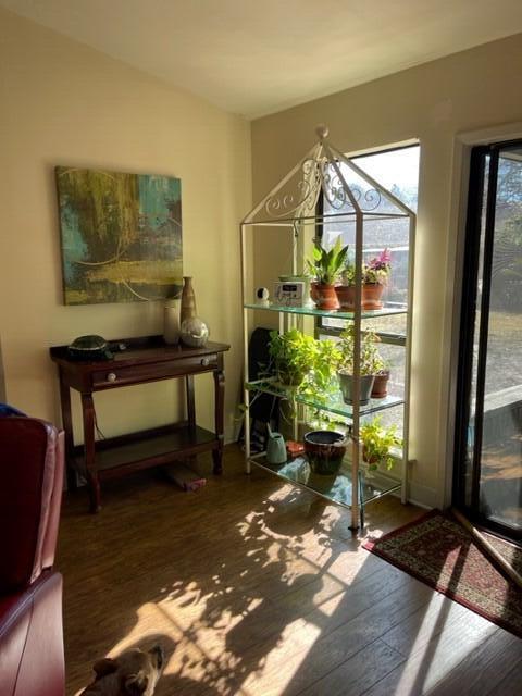 PINEWOOD ESTATES - Residential
