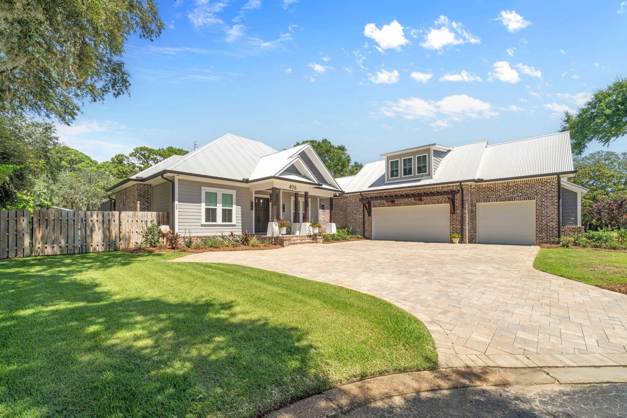 BAY OAKS S/D - Residential