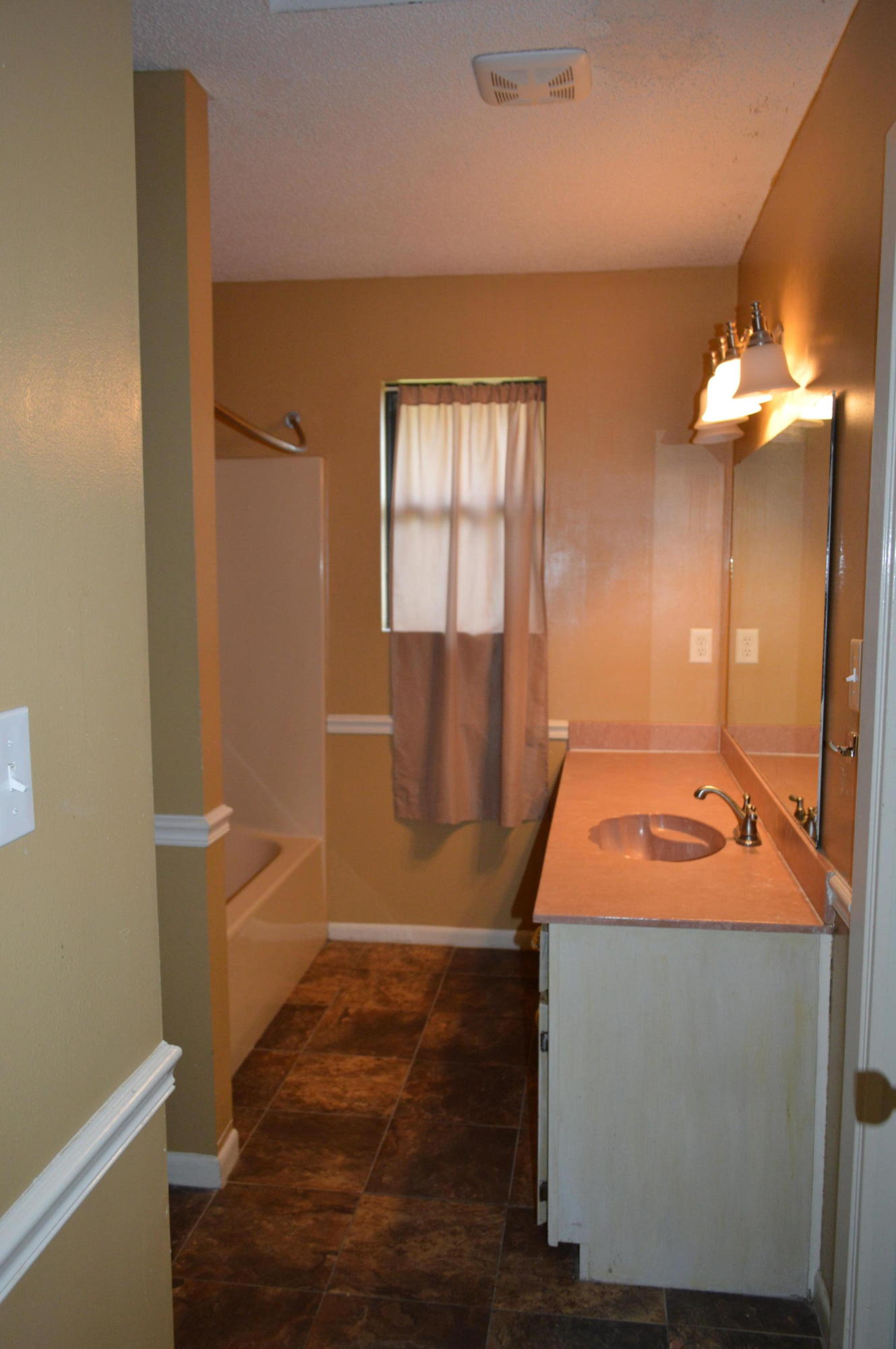HILLTOP ACRES - Residential