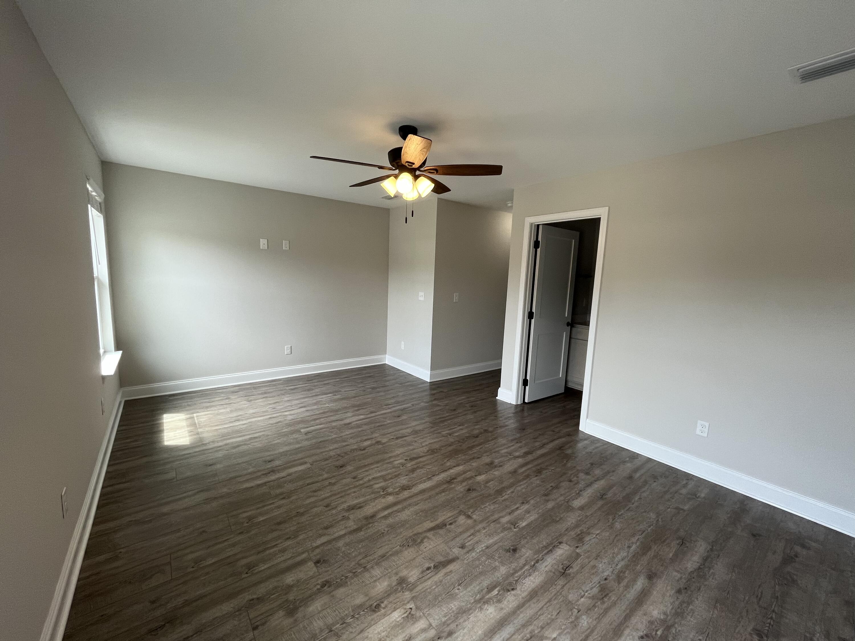 PORT DIXIE - Residential Lease