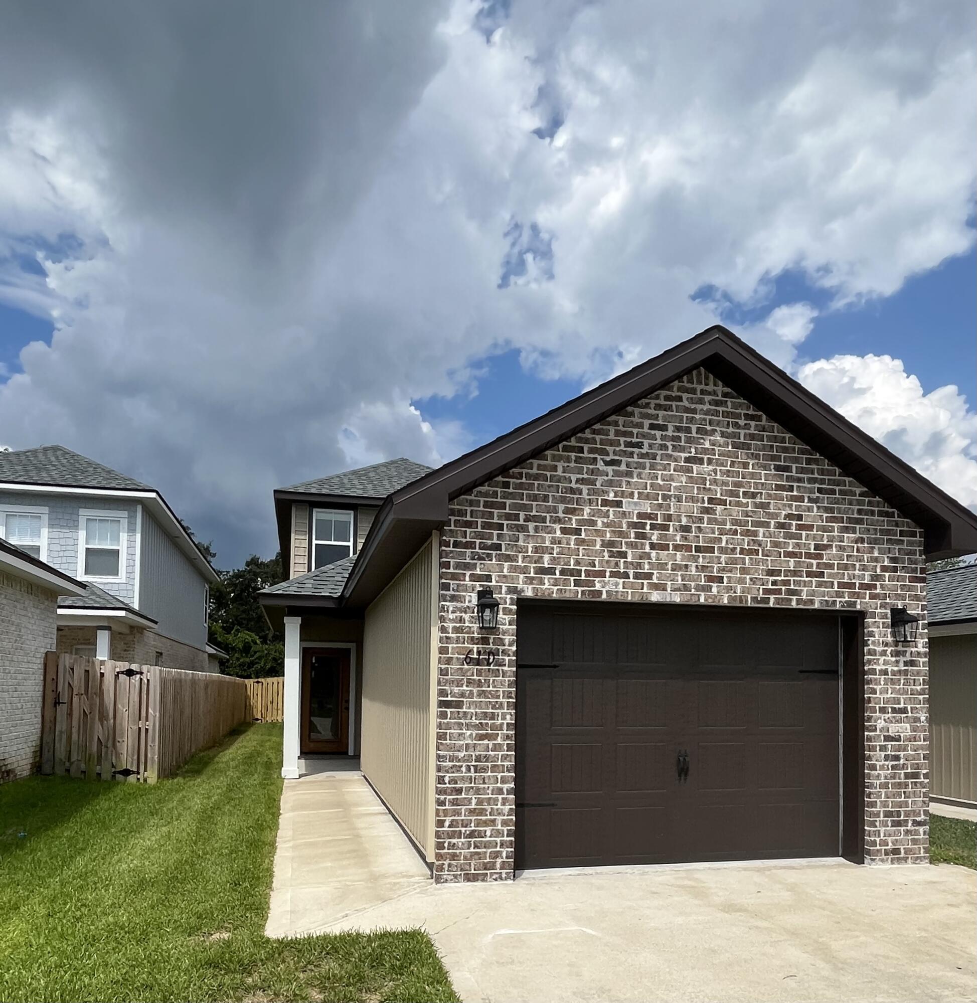 Brand new construction in Shalimar. This home offers vinyl plank flooring, a breakfast bar, large closets, stainless steel appliances, a fenced back yard, and much more.