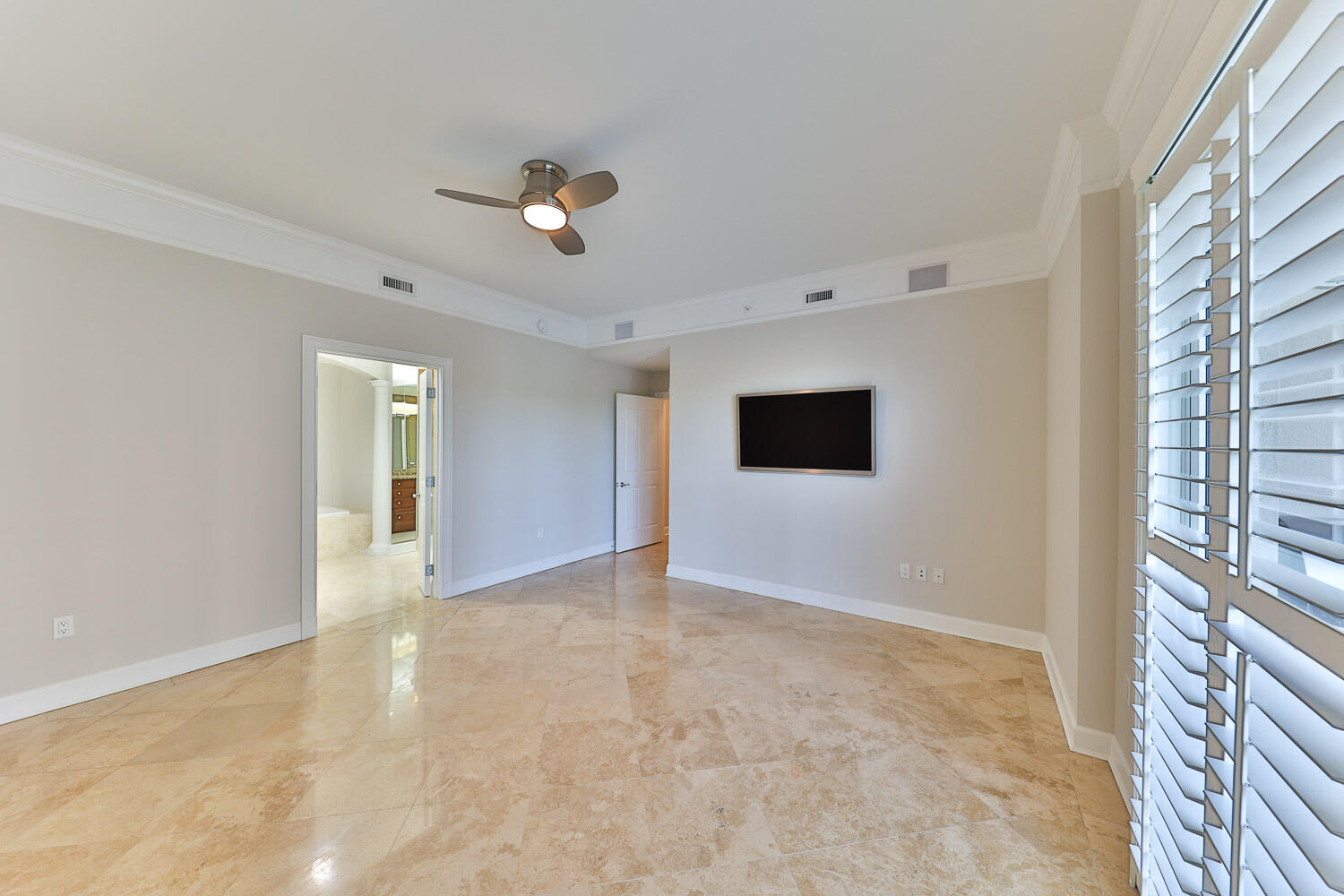 ONE WATER PLACE AT KELLY PLANTATION - Residential Lease