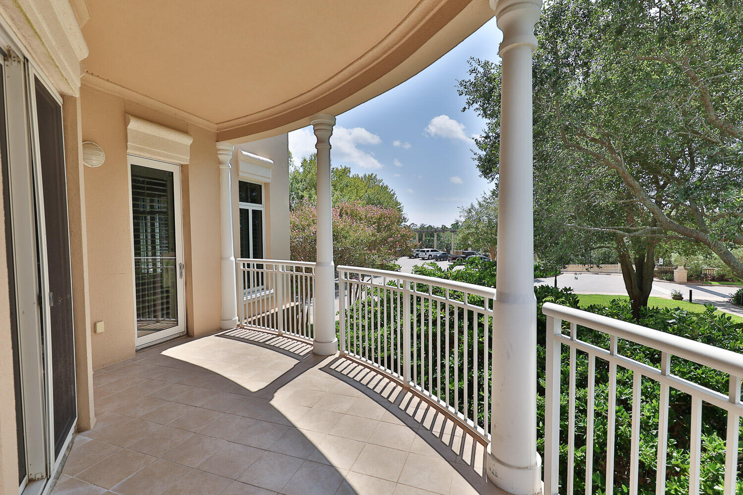 ONE WATER PLACE AT KELLY PLANTATION - Residential Lease