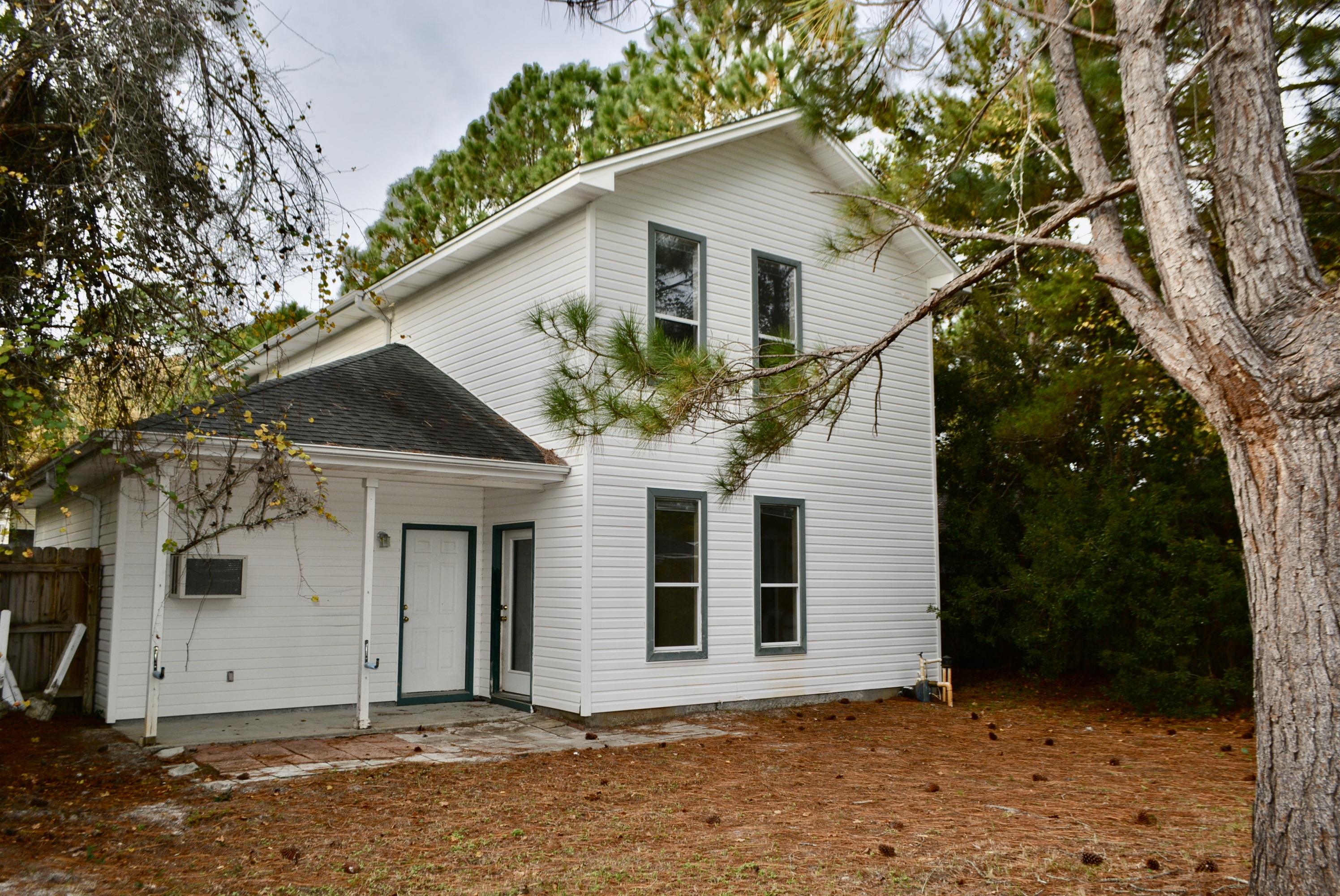 COLONY PARK - Residential