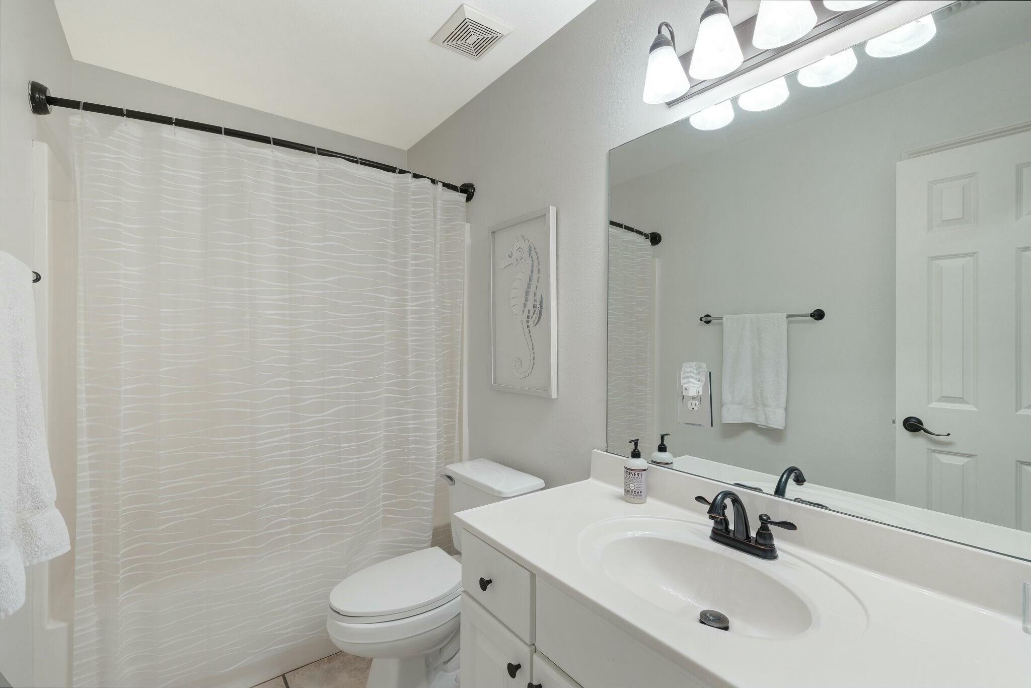 HOLIDAY SHORES ESTATES - Residential