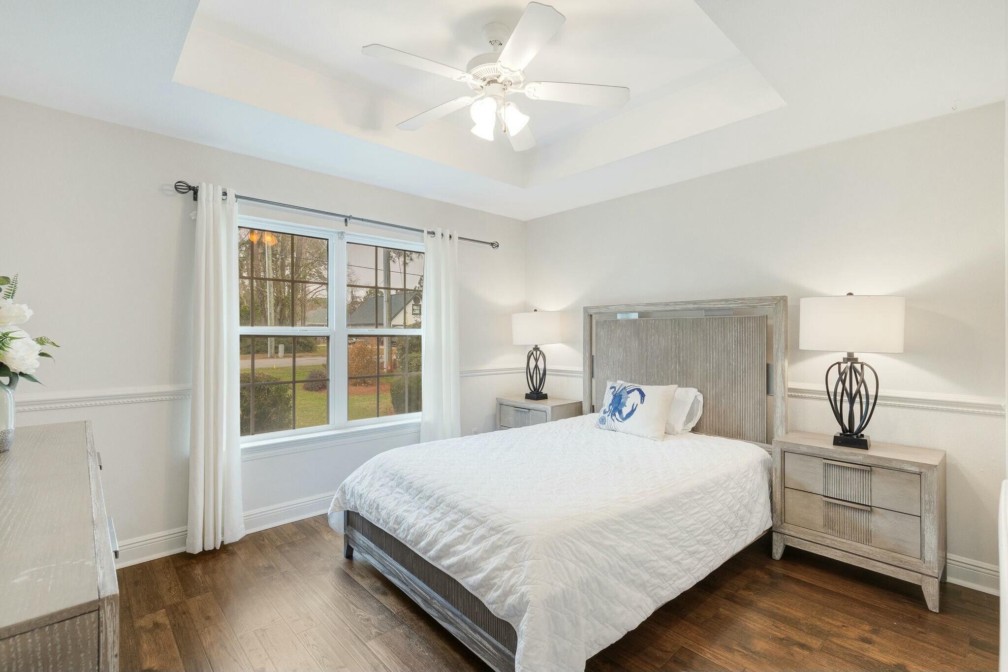 HOLIDAY SHORES ESTATES - Residential