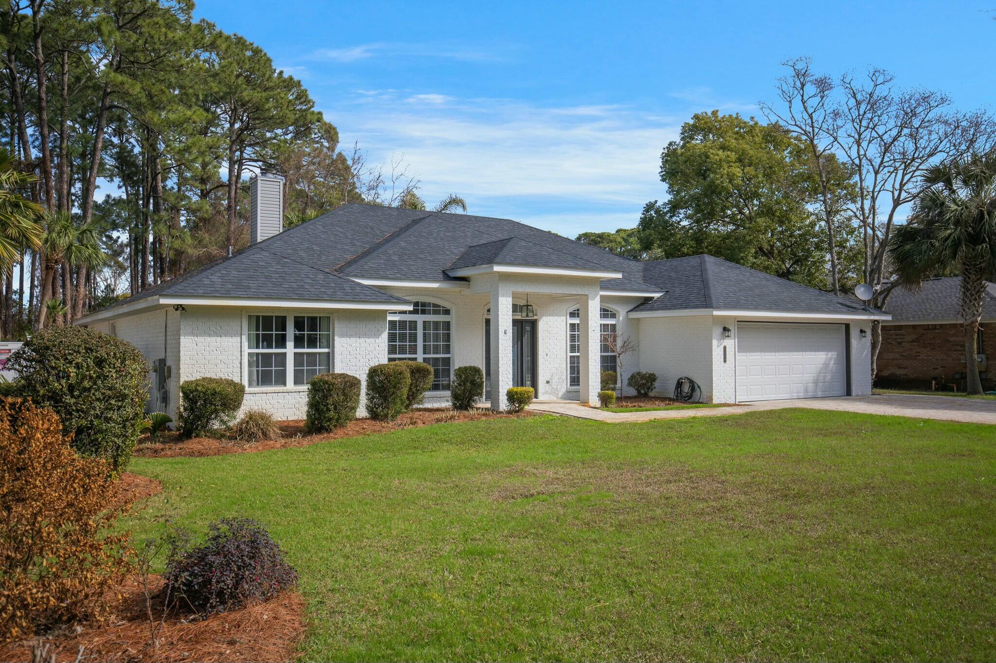 HOLIDAY SHORES ESTATES - Residential