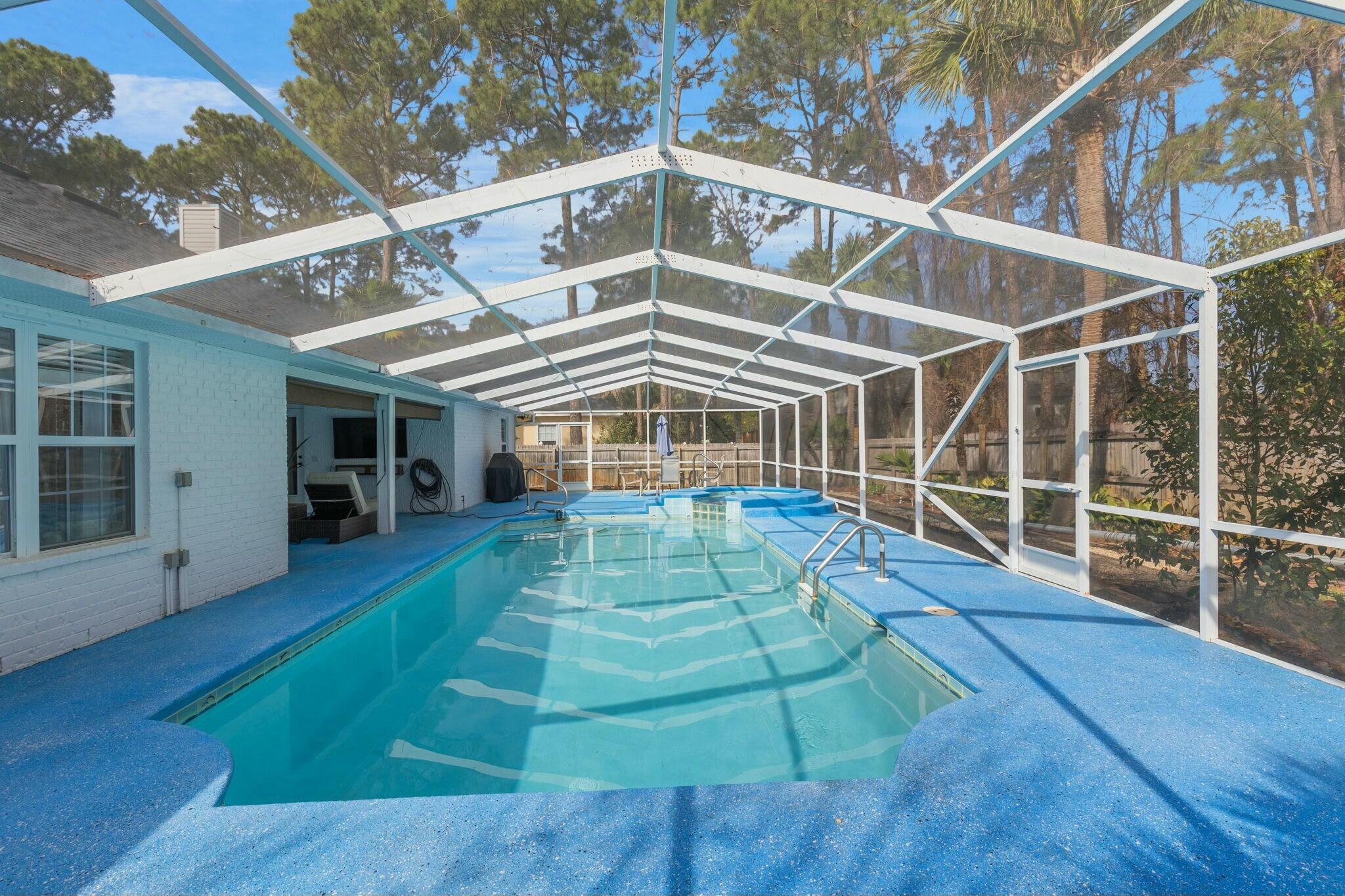 HOLIDAY SHORES ESTATES - Residential