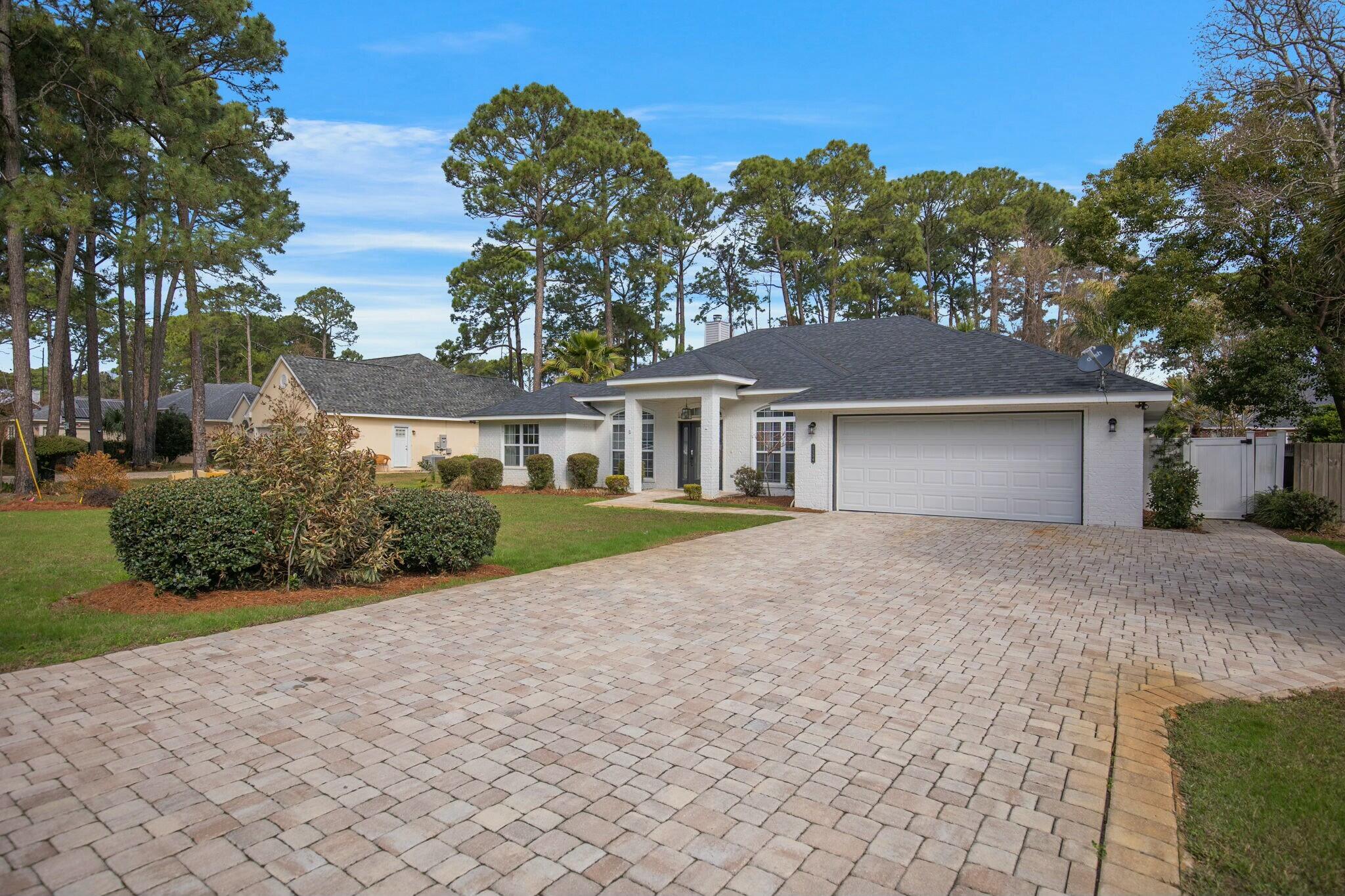 HOLIDAY SHORES ESTATES - Residential