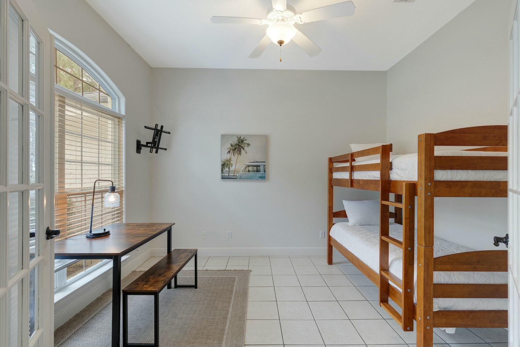 HOLIDAY SHORES ESTATES - Residential