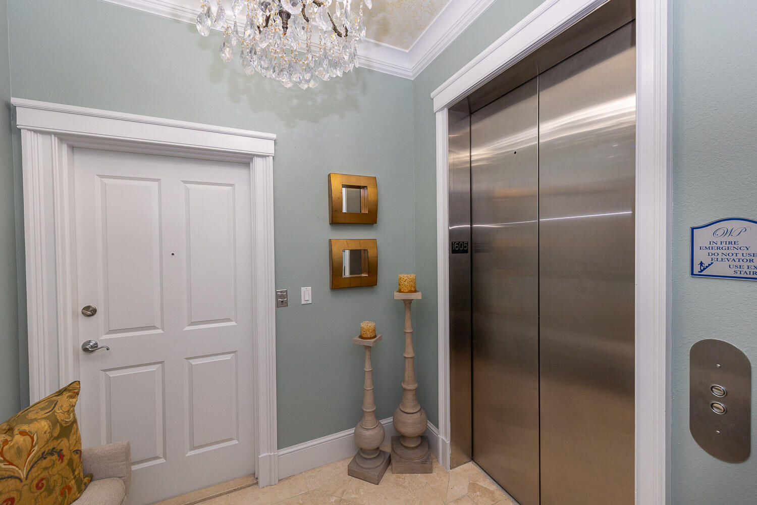 ONE WATER PLACE AT KELLY PLANTATION - Residential