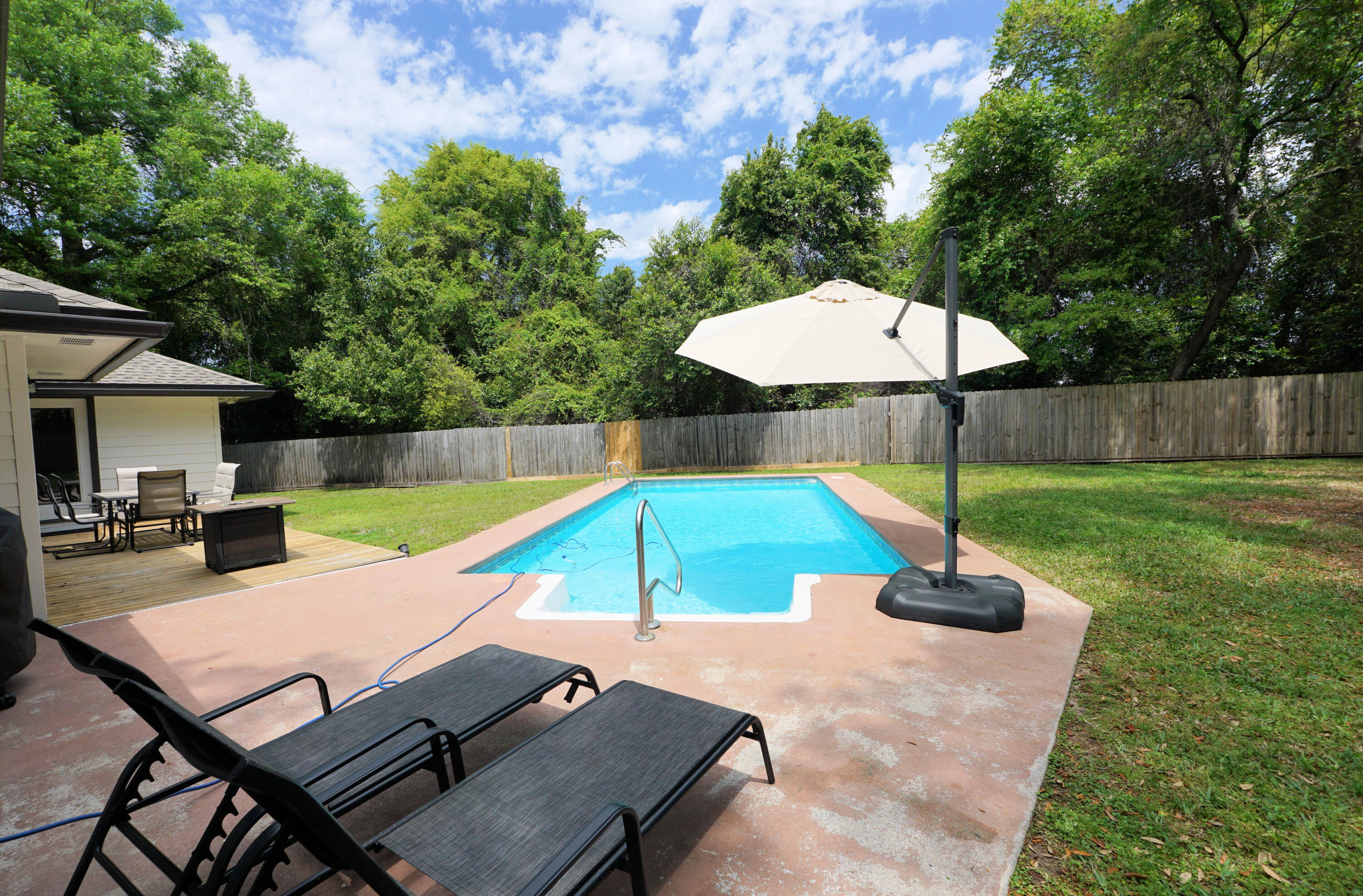 BLUEWATER BAY VILLAGE 1B - Residential
