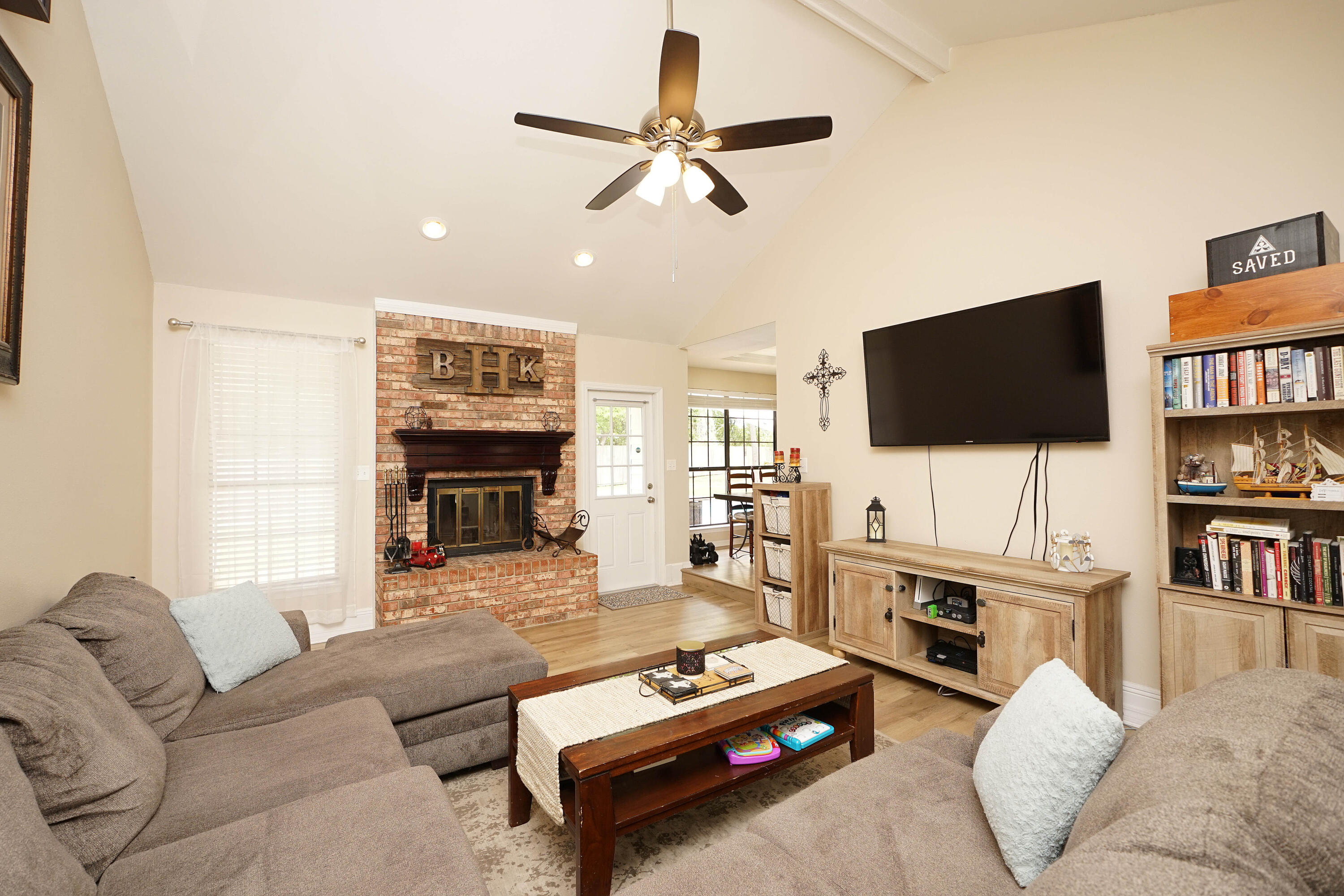 BLUEWATER BAY VILLAGE 1B - Residential