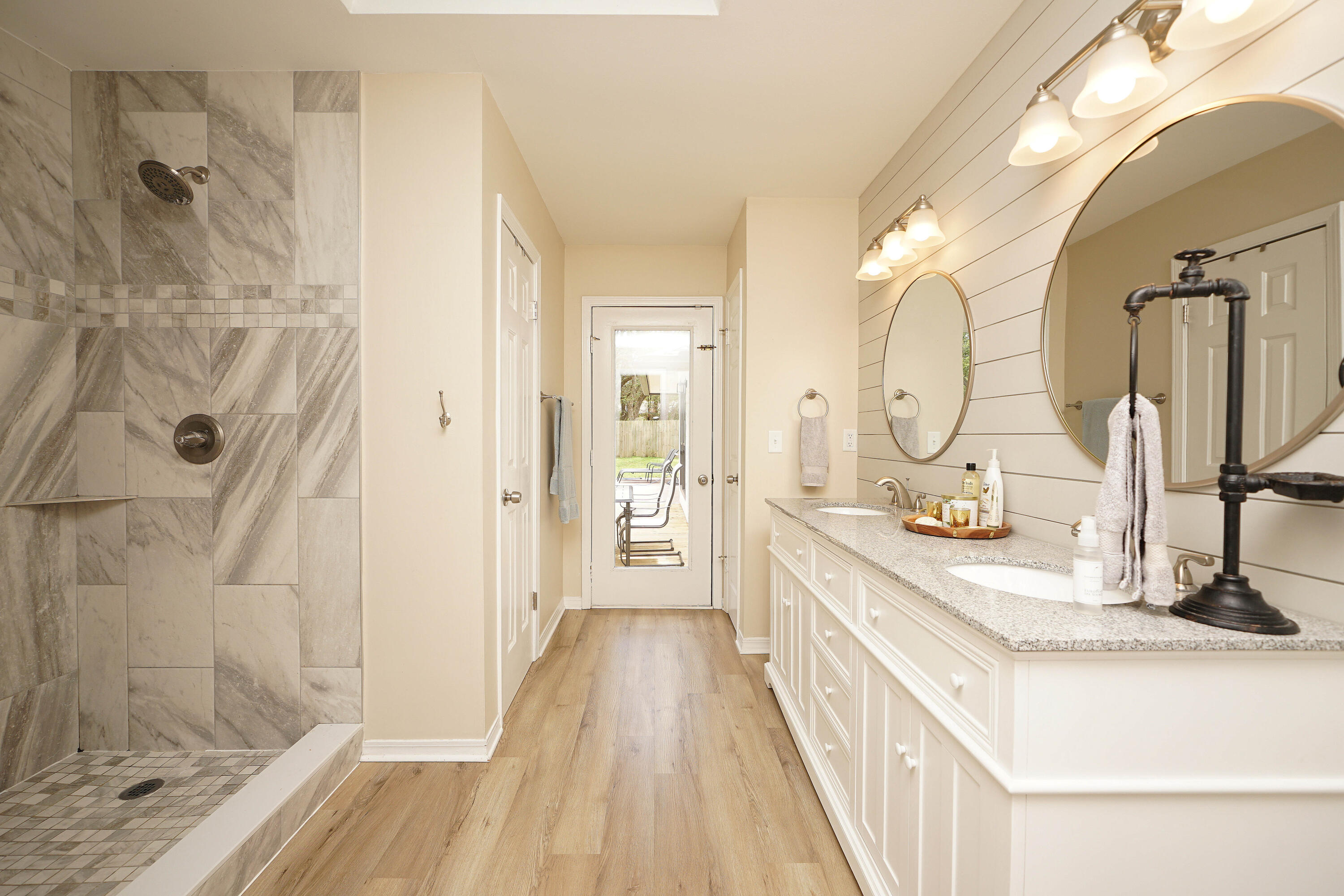BLUEWATER BAY VILLAGE 1B - Residential