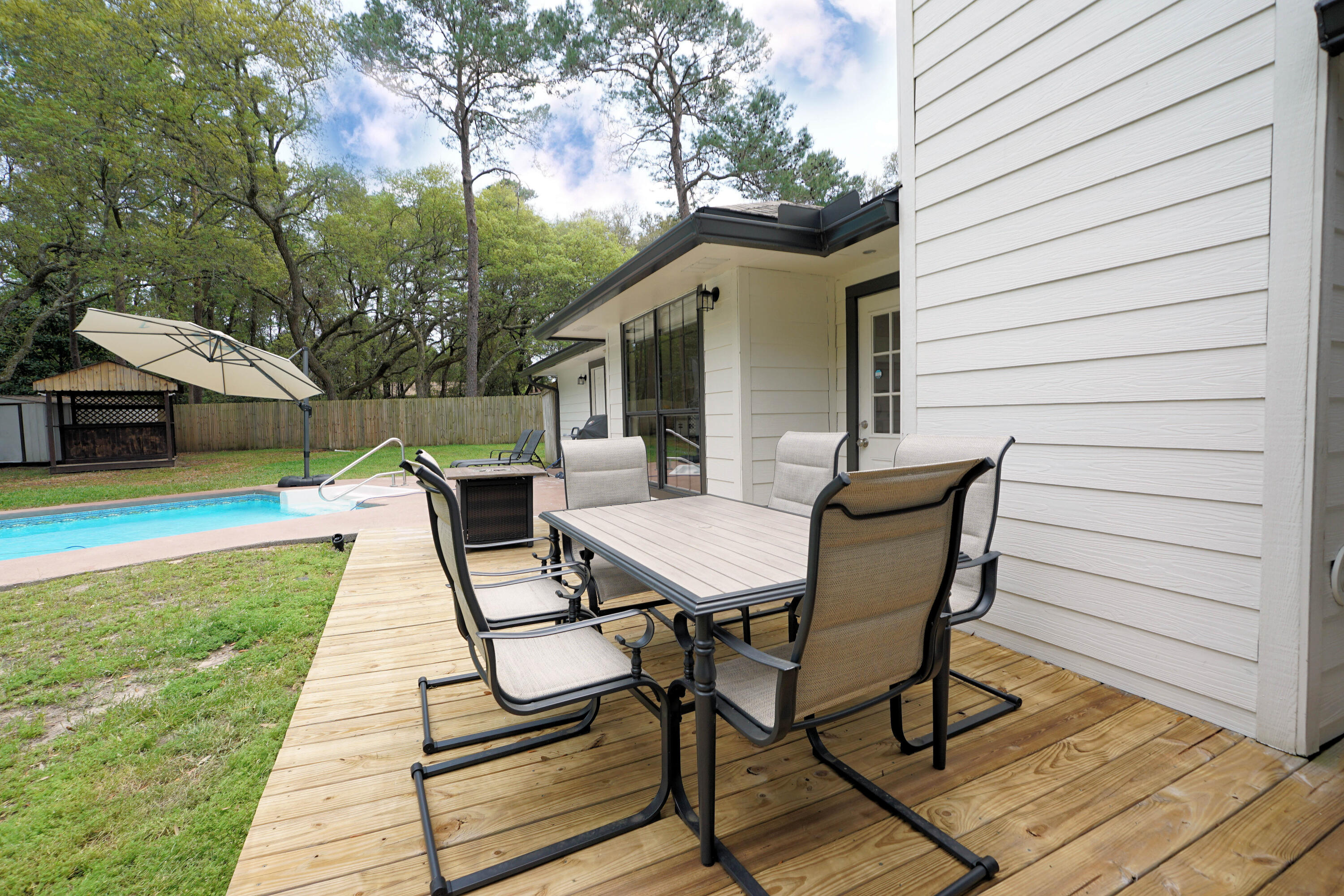 BLUEWATER BAY VILLAGE 1B - Residential