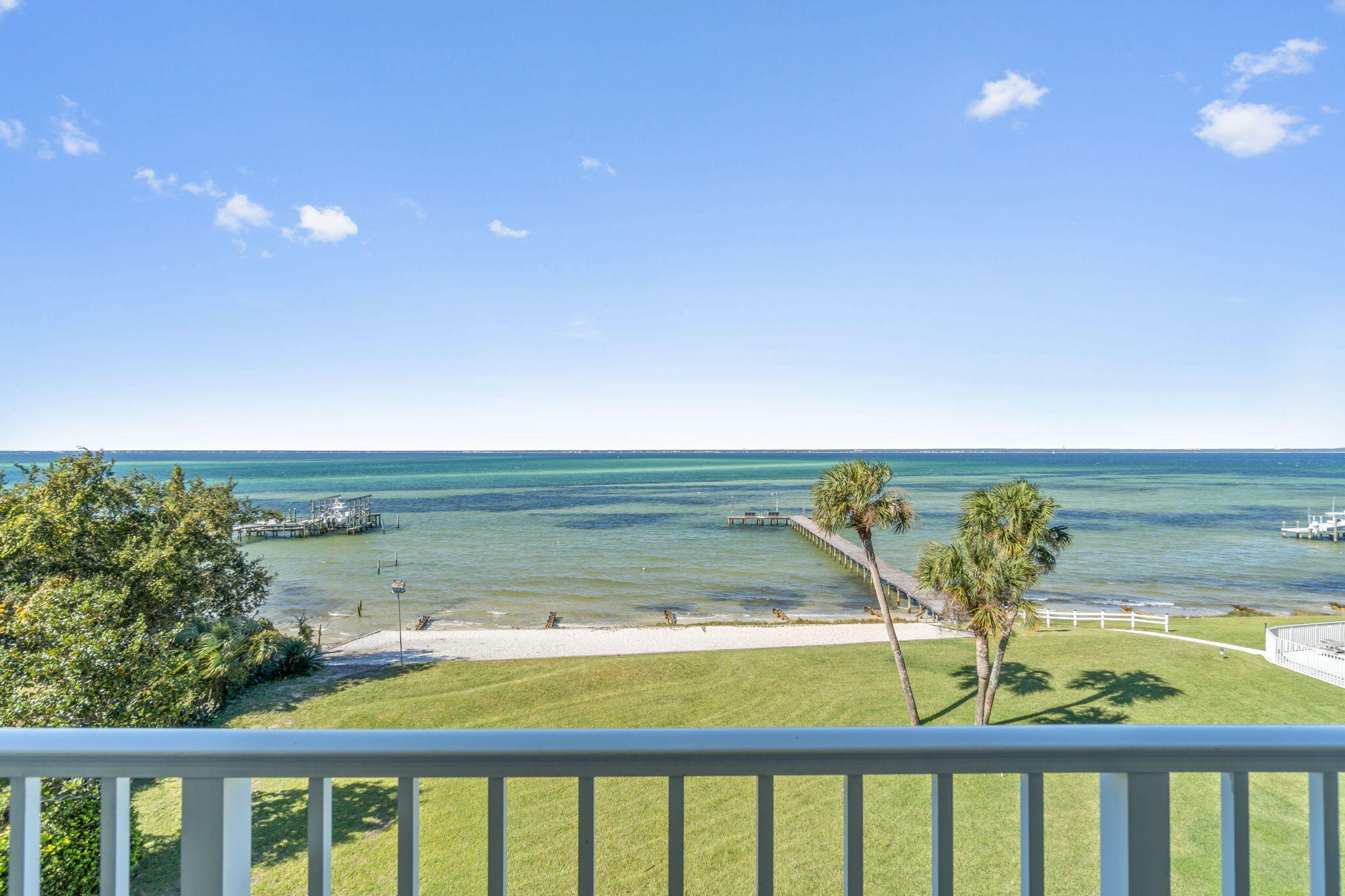 VALENCIA CONDO - Residential Lease