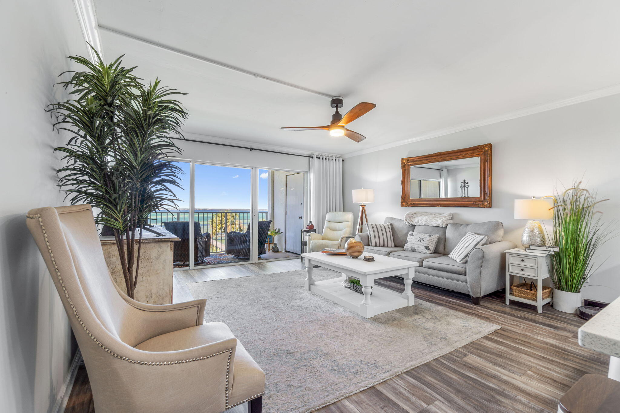 VALENCIA CONDO - Residential Lease