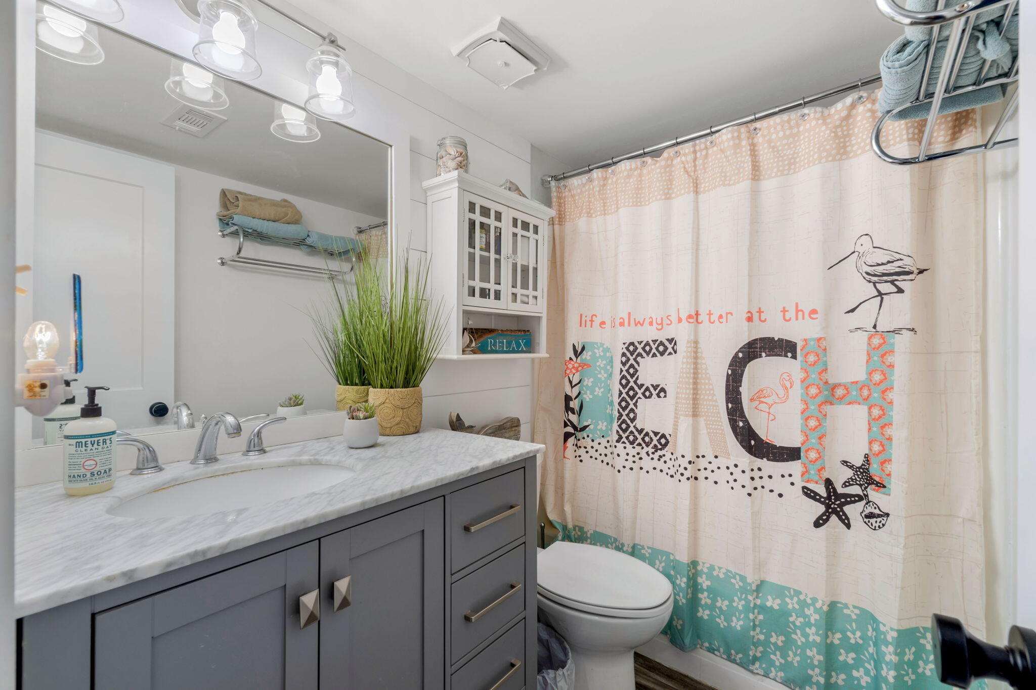 VALENCIA CONDO - Residential Lease