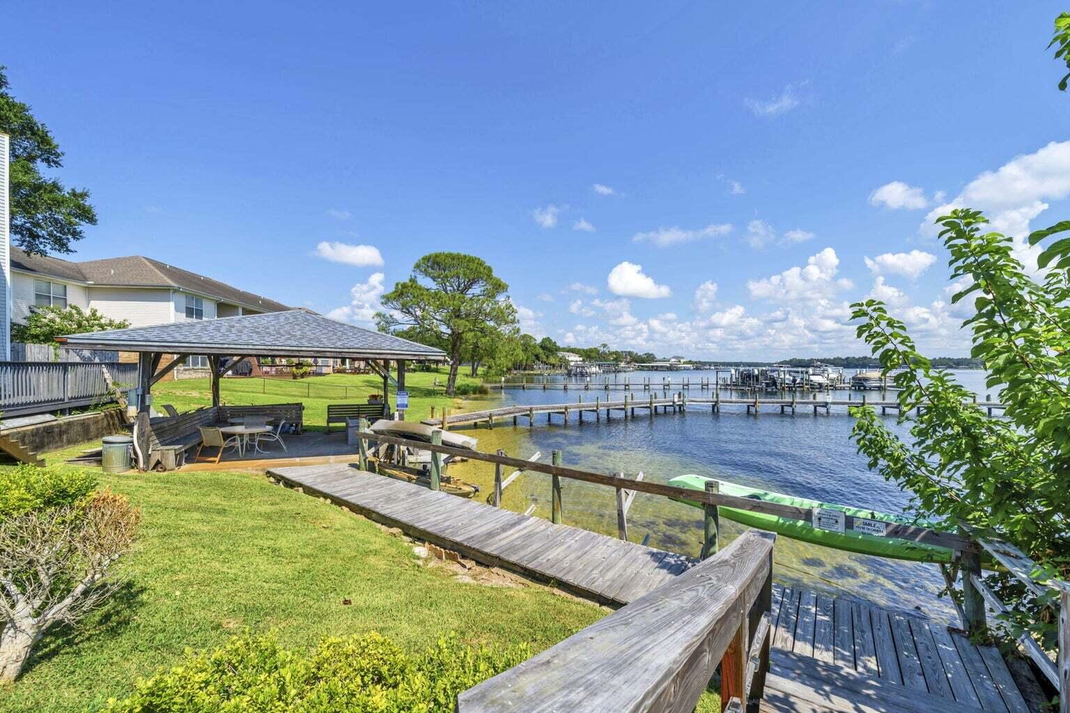 HARBOR T/H - Residential