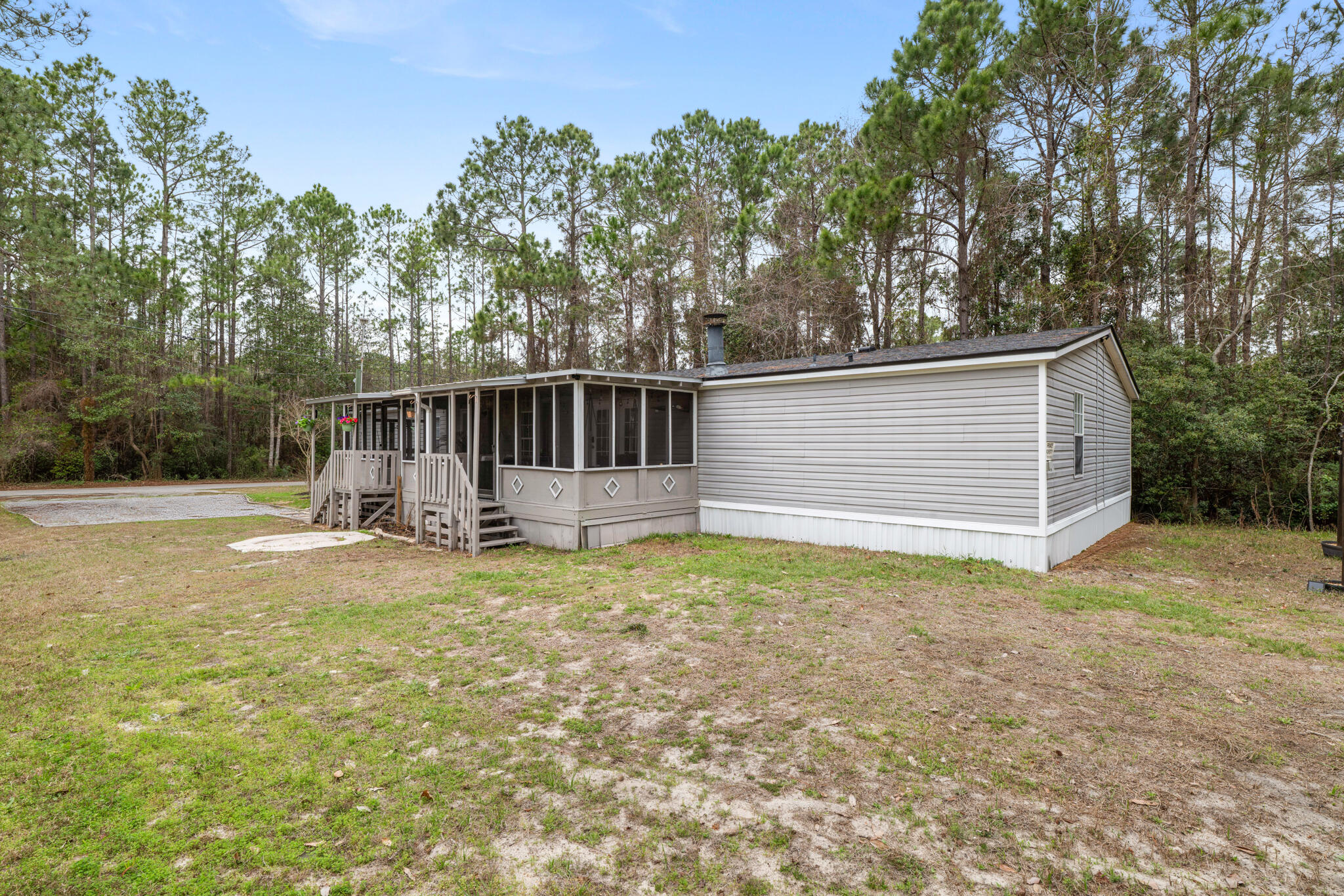 CRESCENT SHORES - Residential