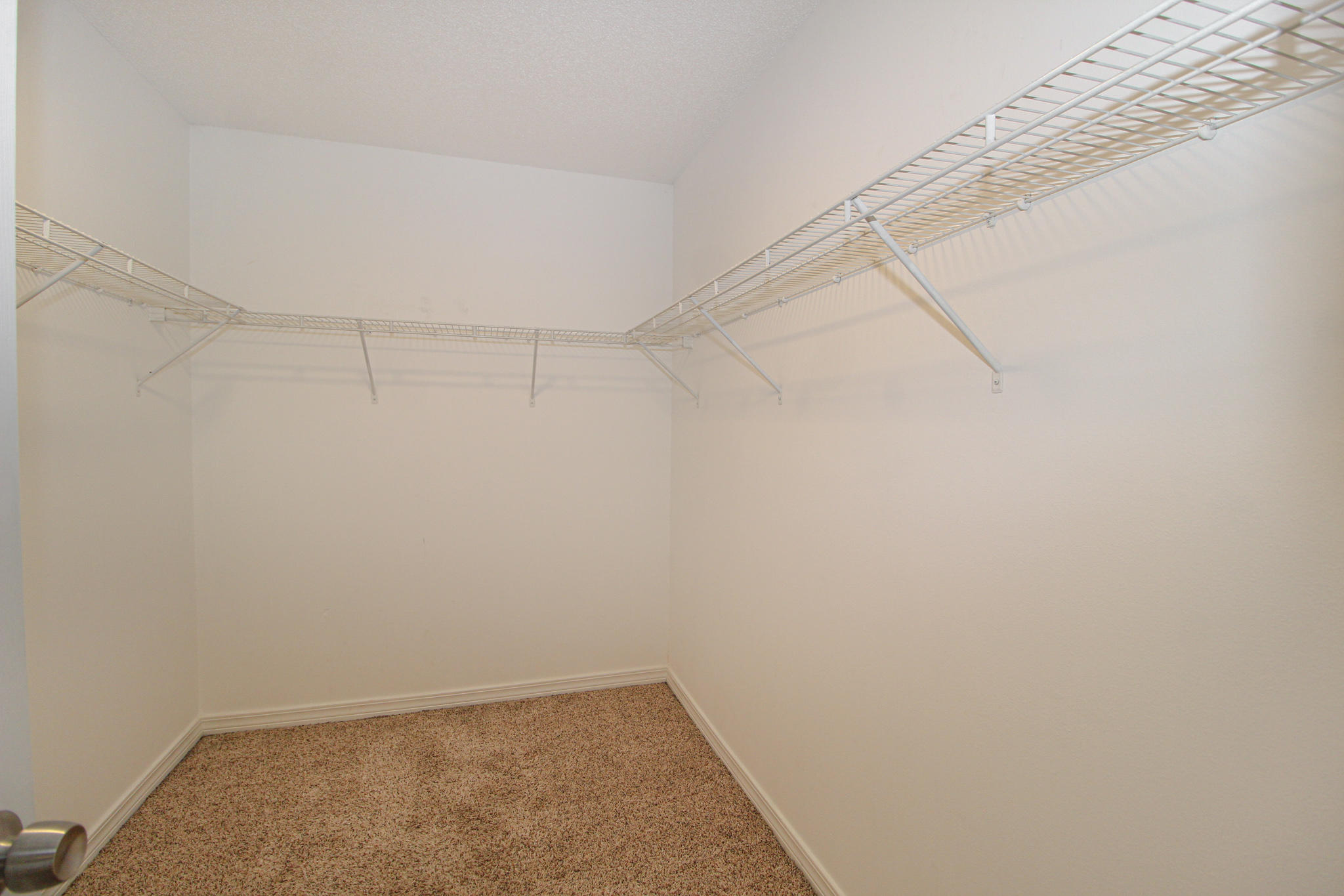 BRADYS S/D - Residential Lease