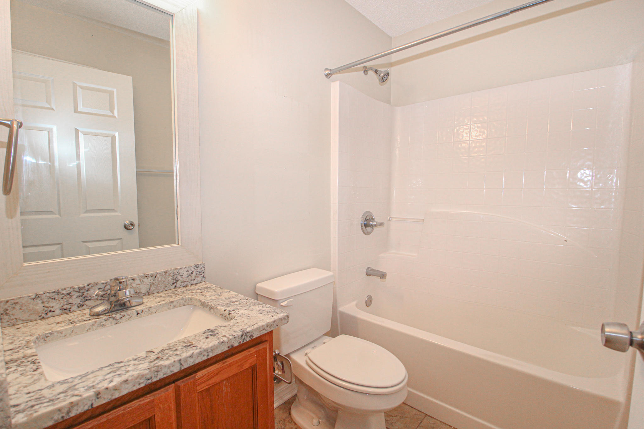 BRADYS S/D - Residential Lease