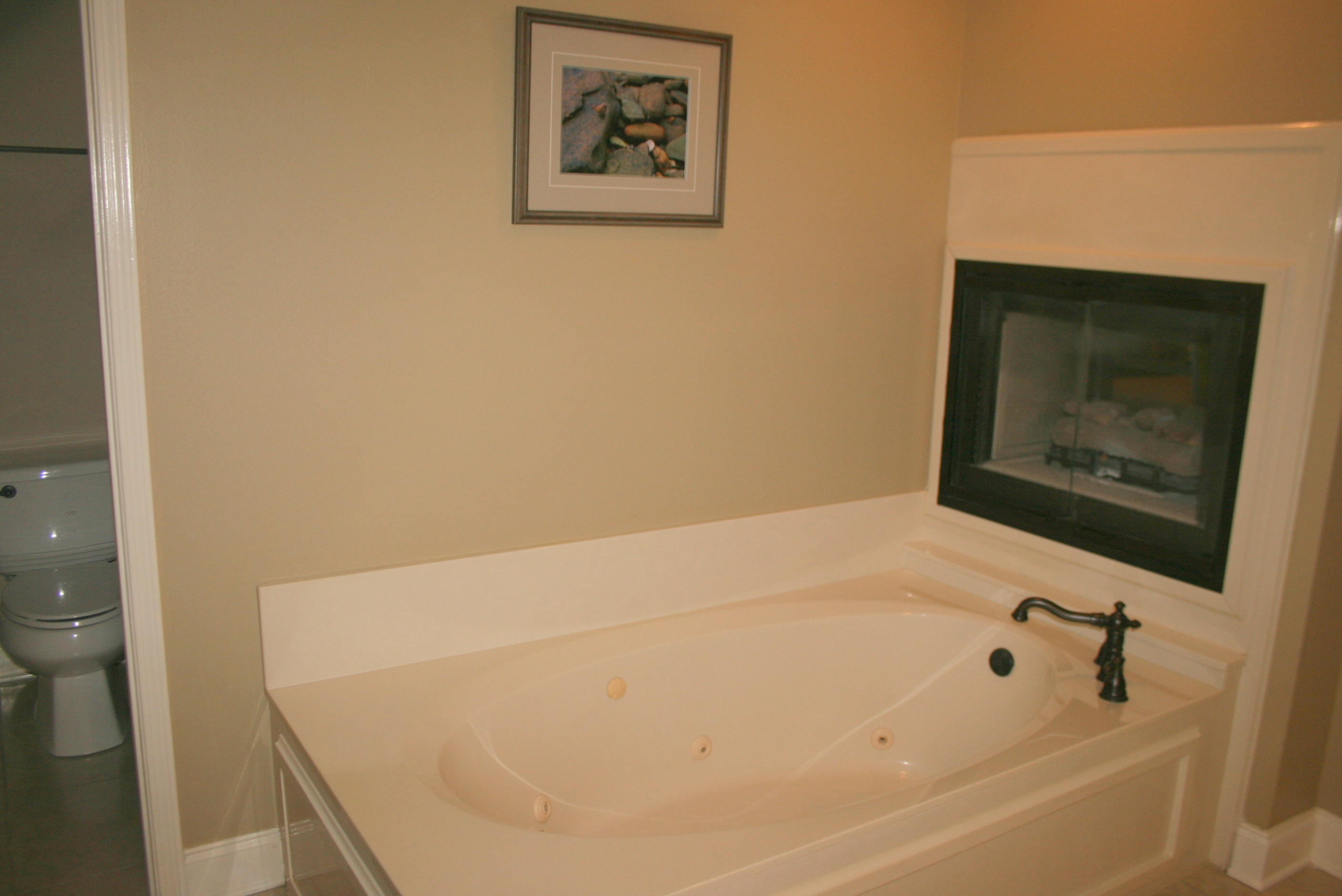 GLENLAKE PH 1 - Residential