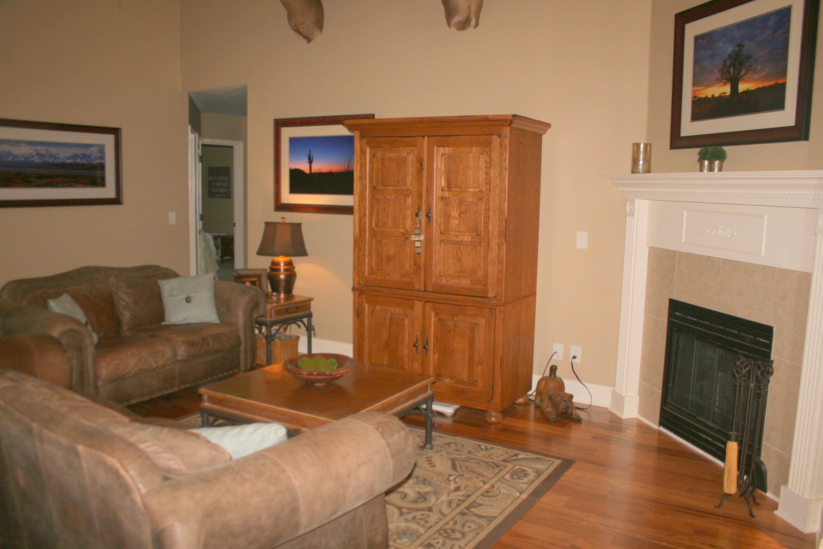 GLENLAKE PH 1 - Residential
