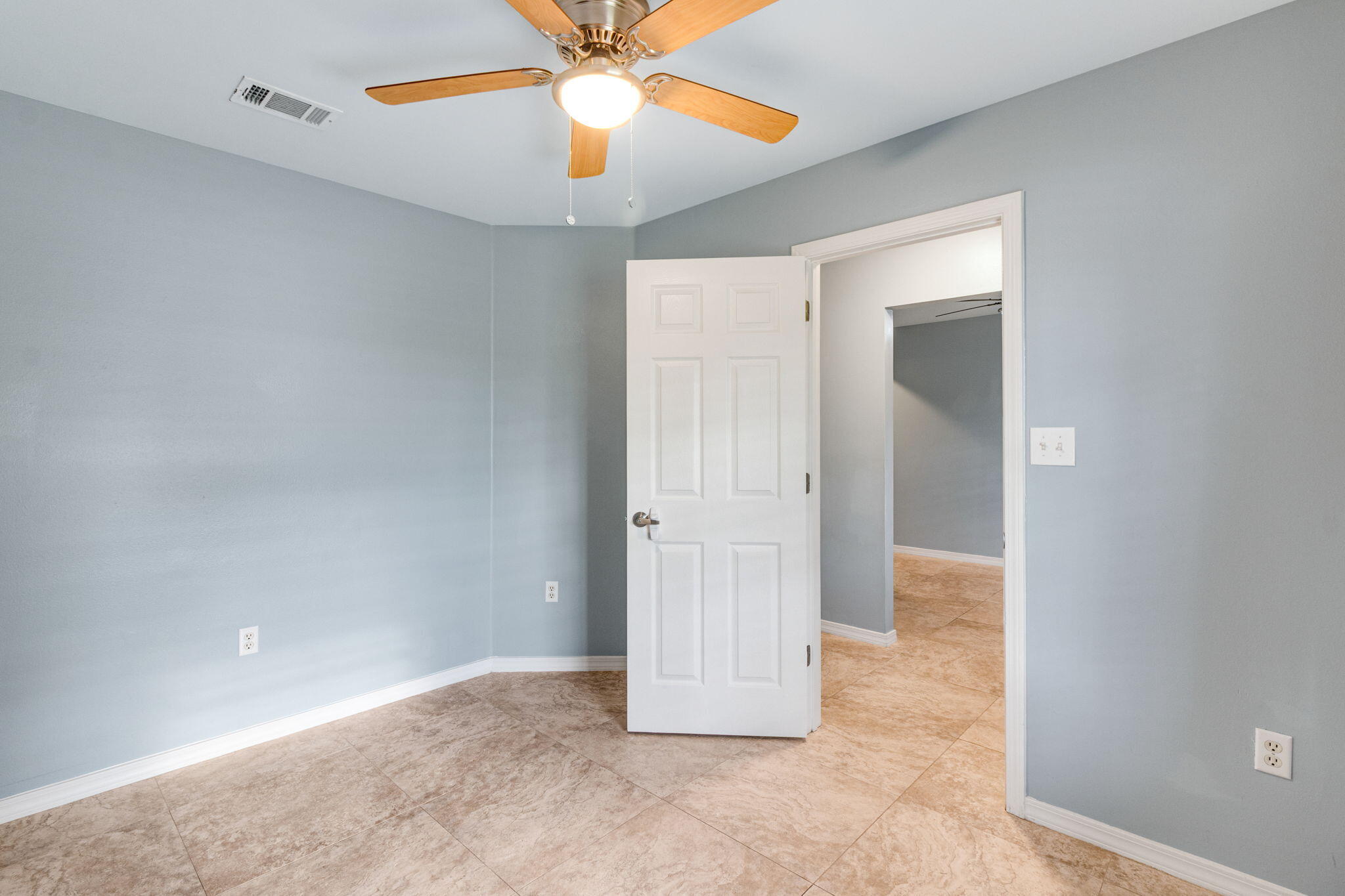 BAYSIDE - Residential Lease