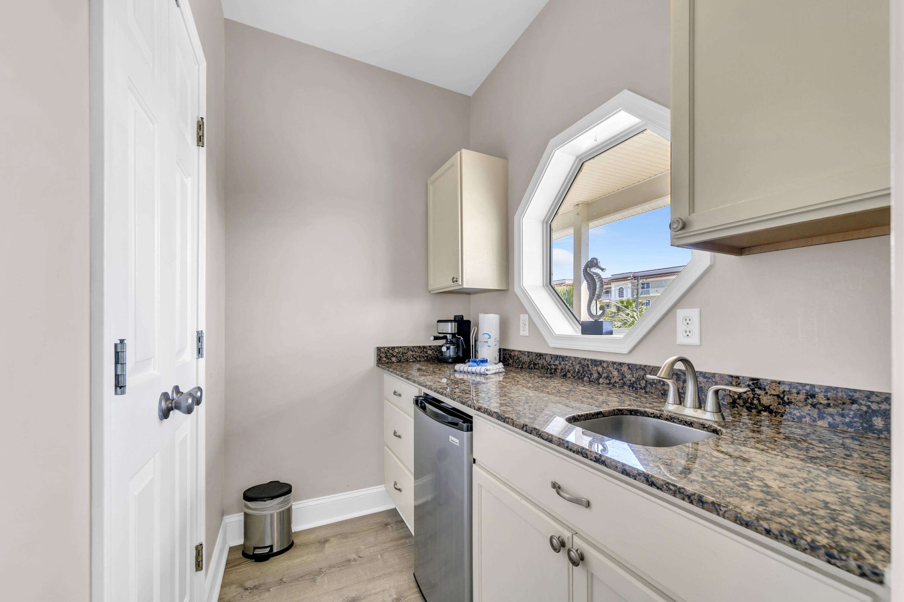 CRYSTAL BEACH - Residential