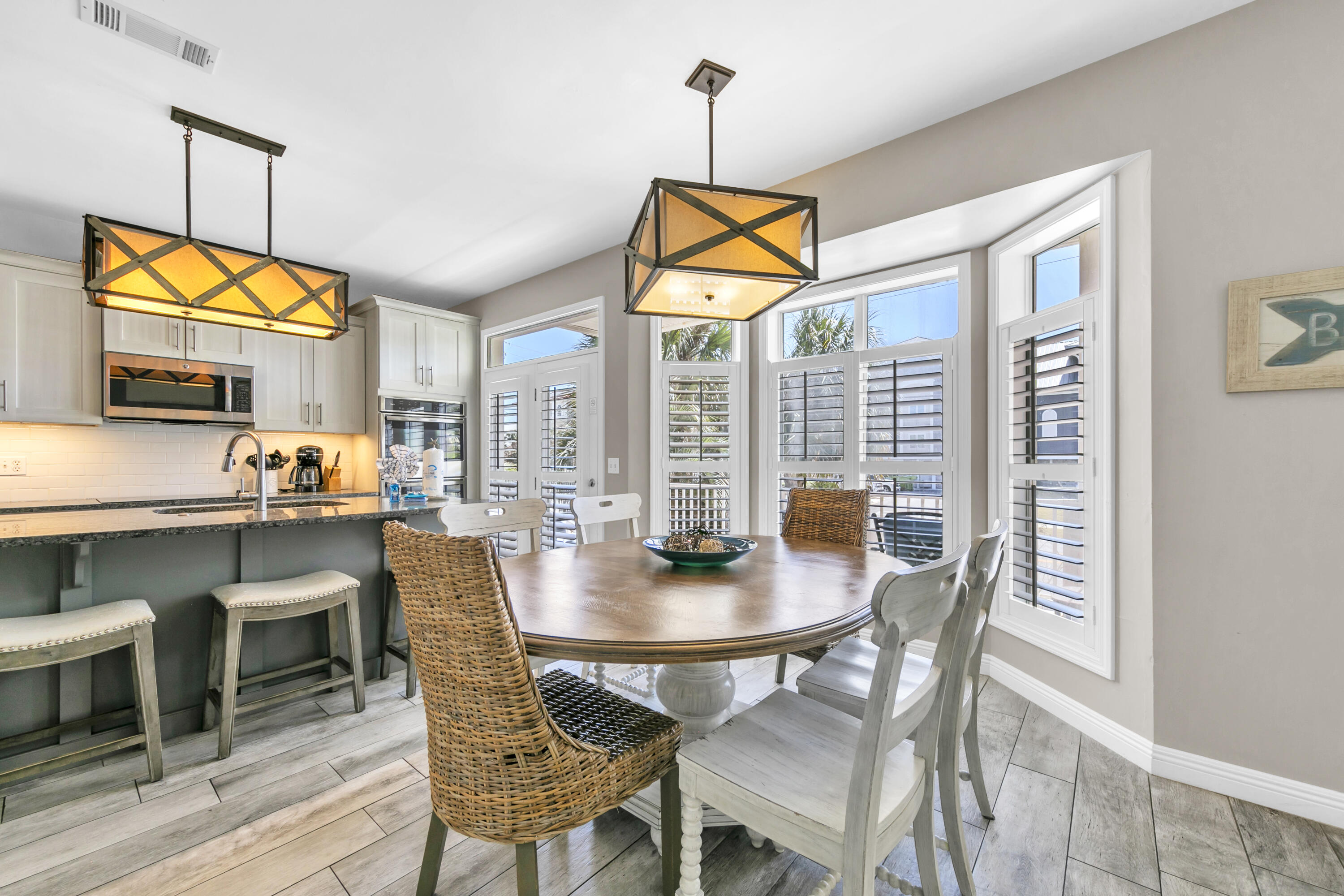 CRYSTAL BEACH - Residential