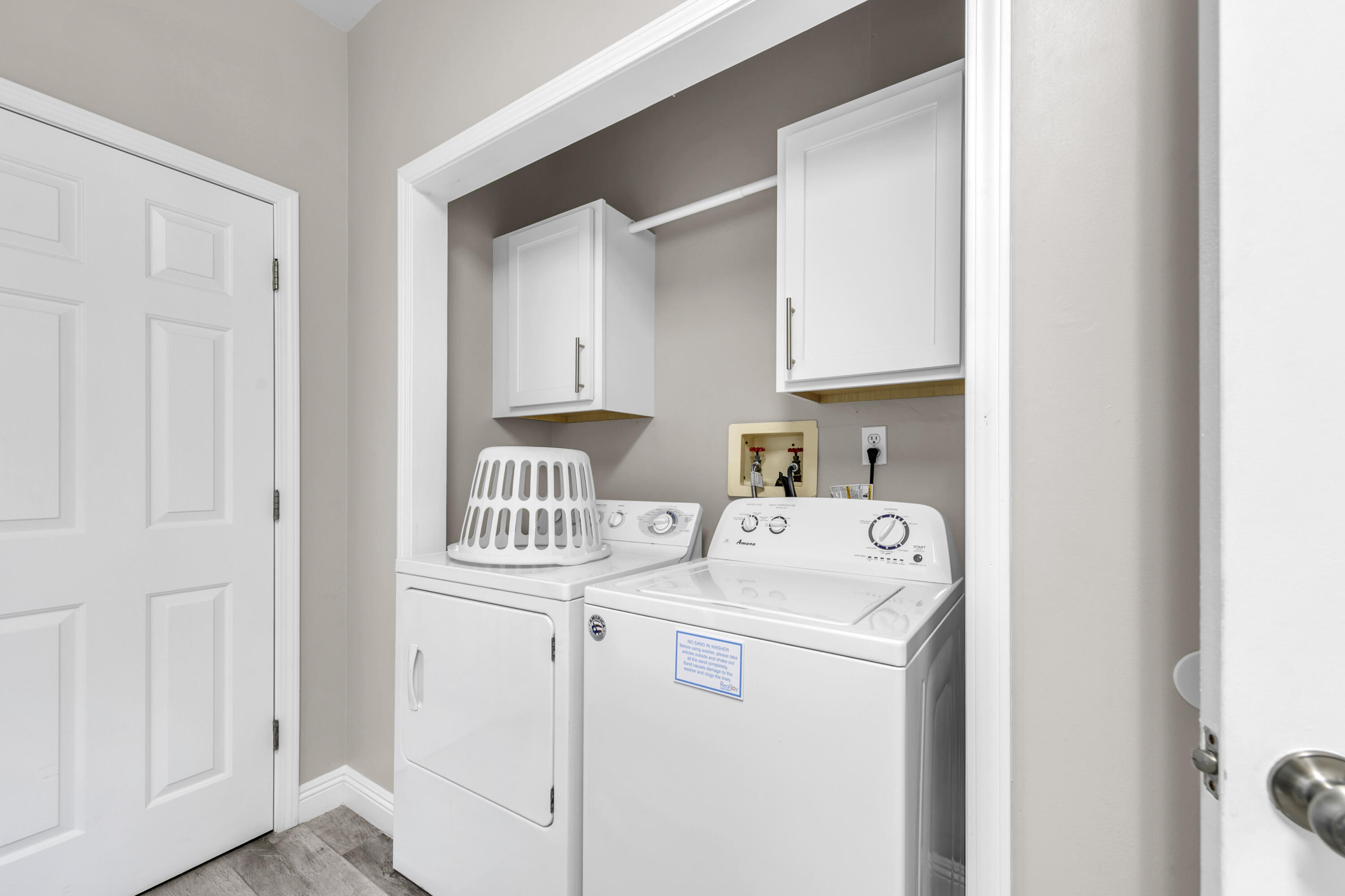 CRYSTAL BEACH - Residential