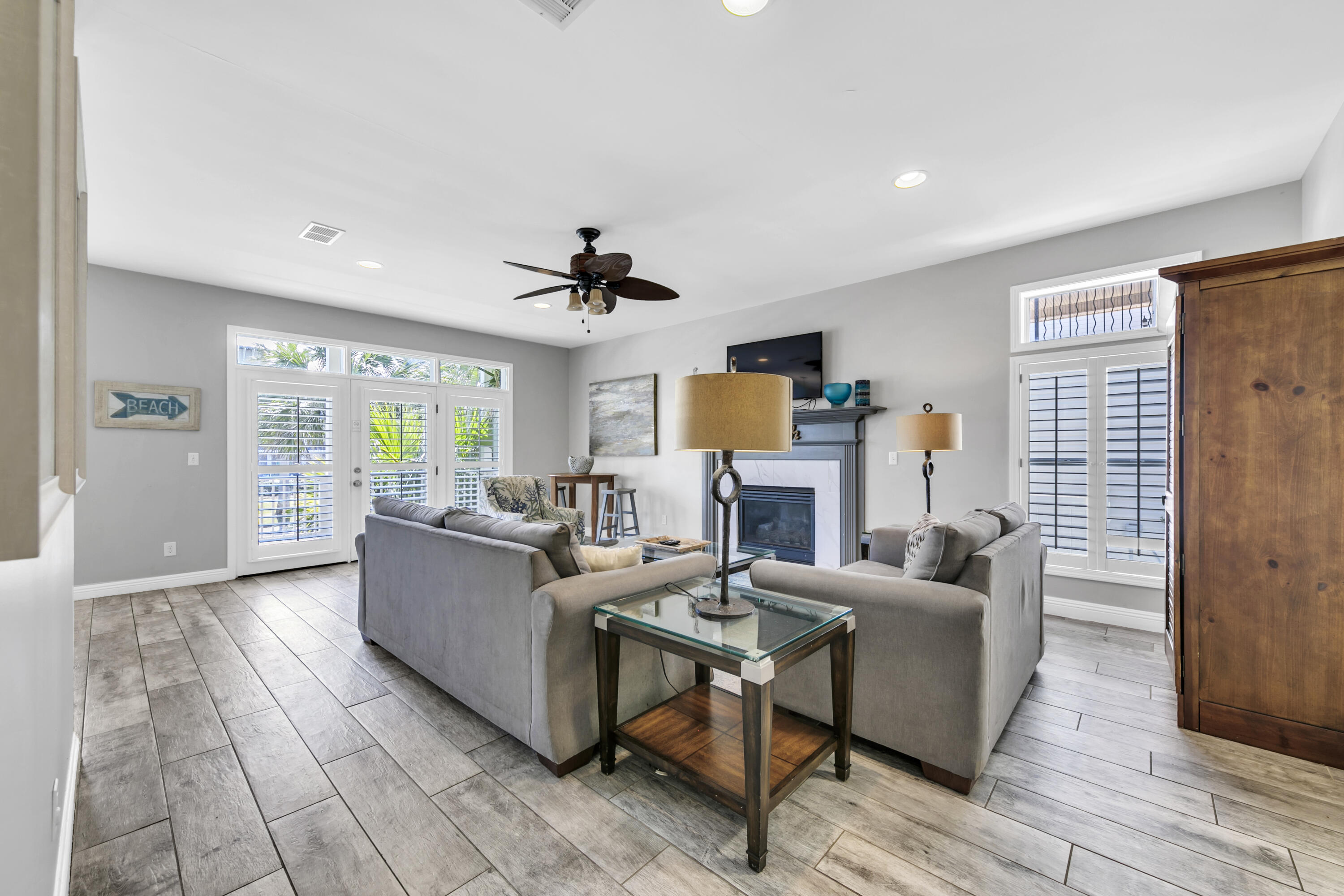 CRYSTAL BEACH - Residential
