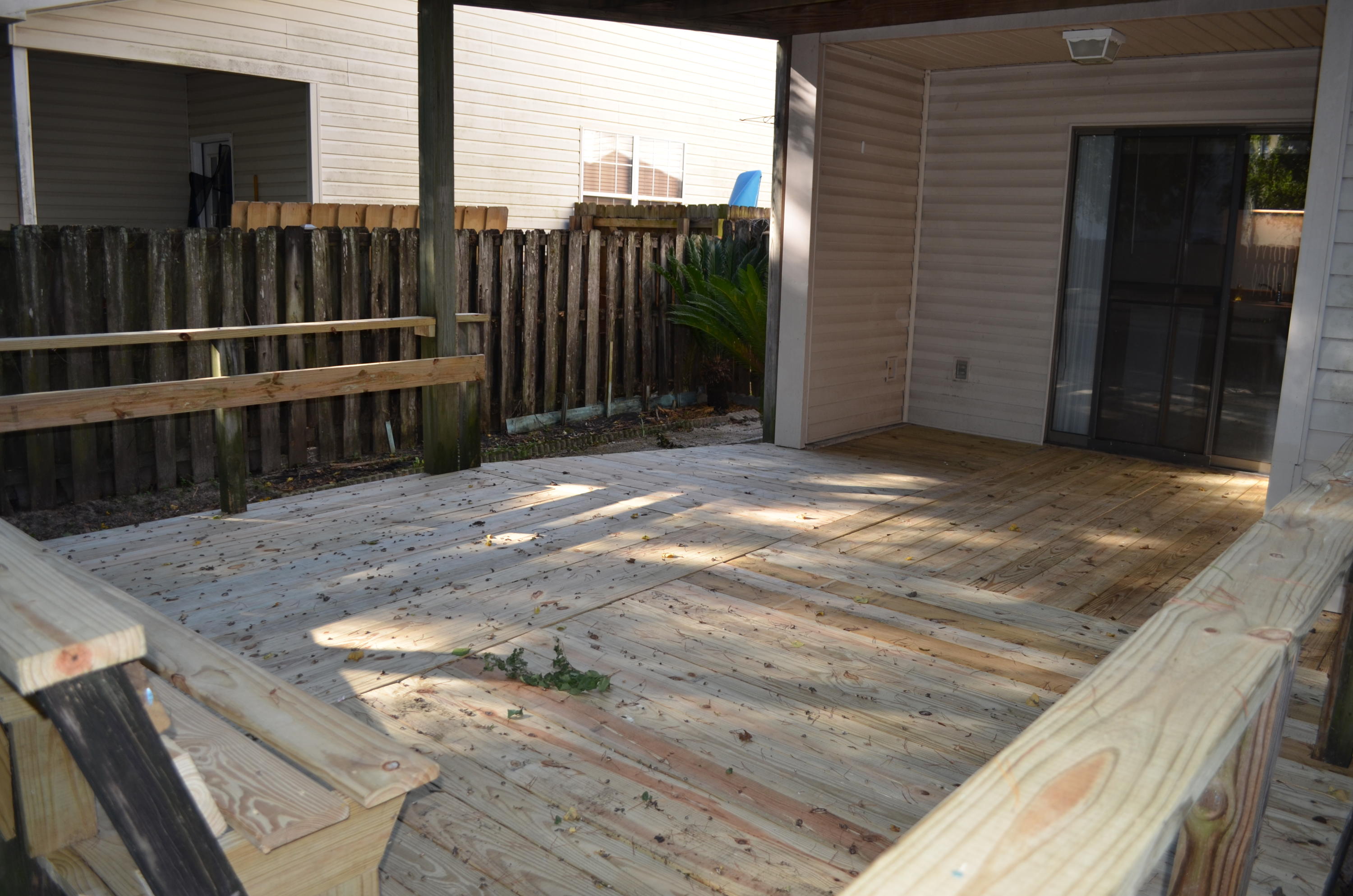 PARKVIEW ESTATES T/H - Residential Lease