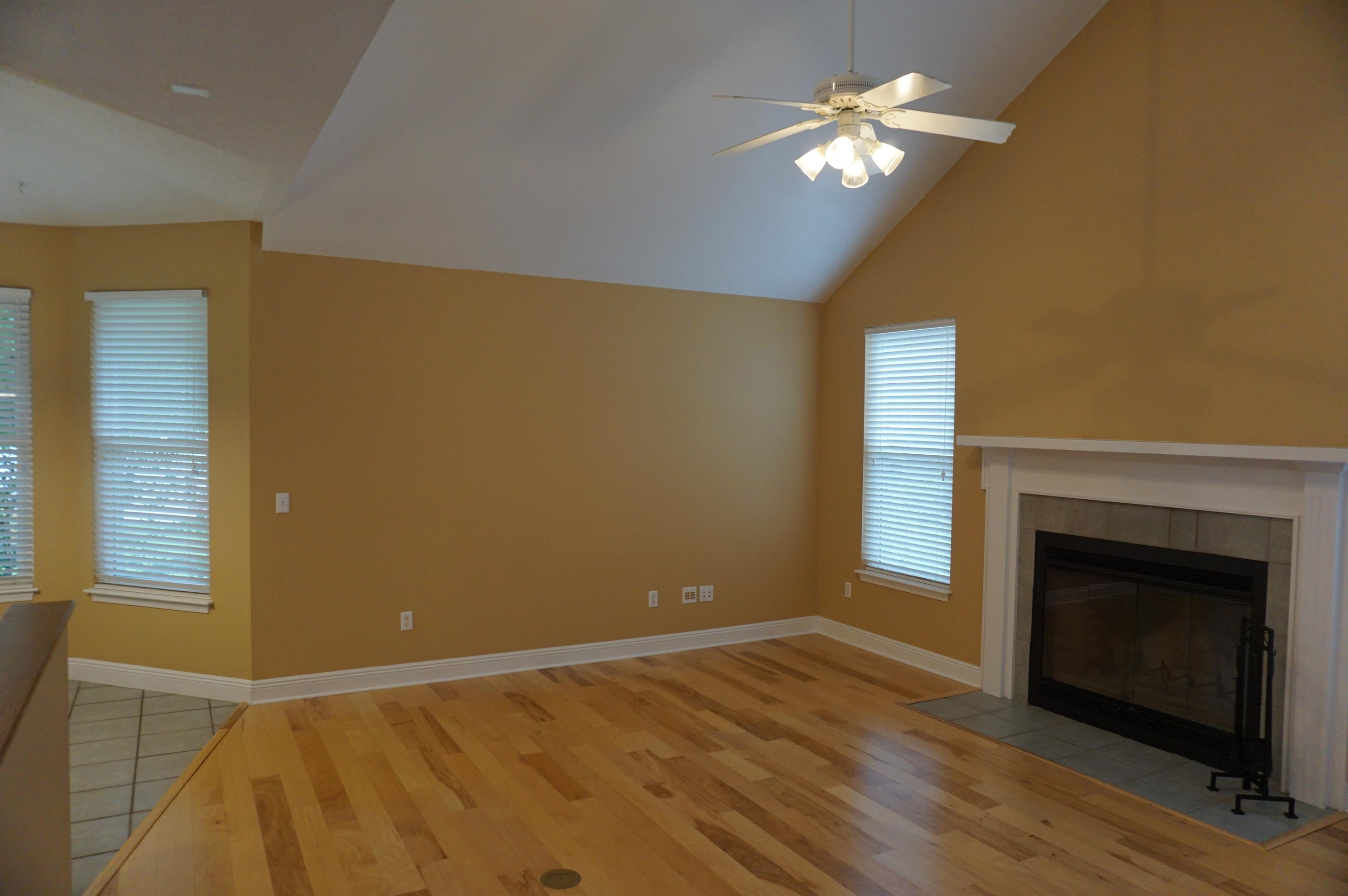 MEADOW LAKE ESTATES - Residential Lease