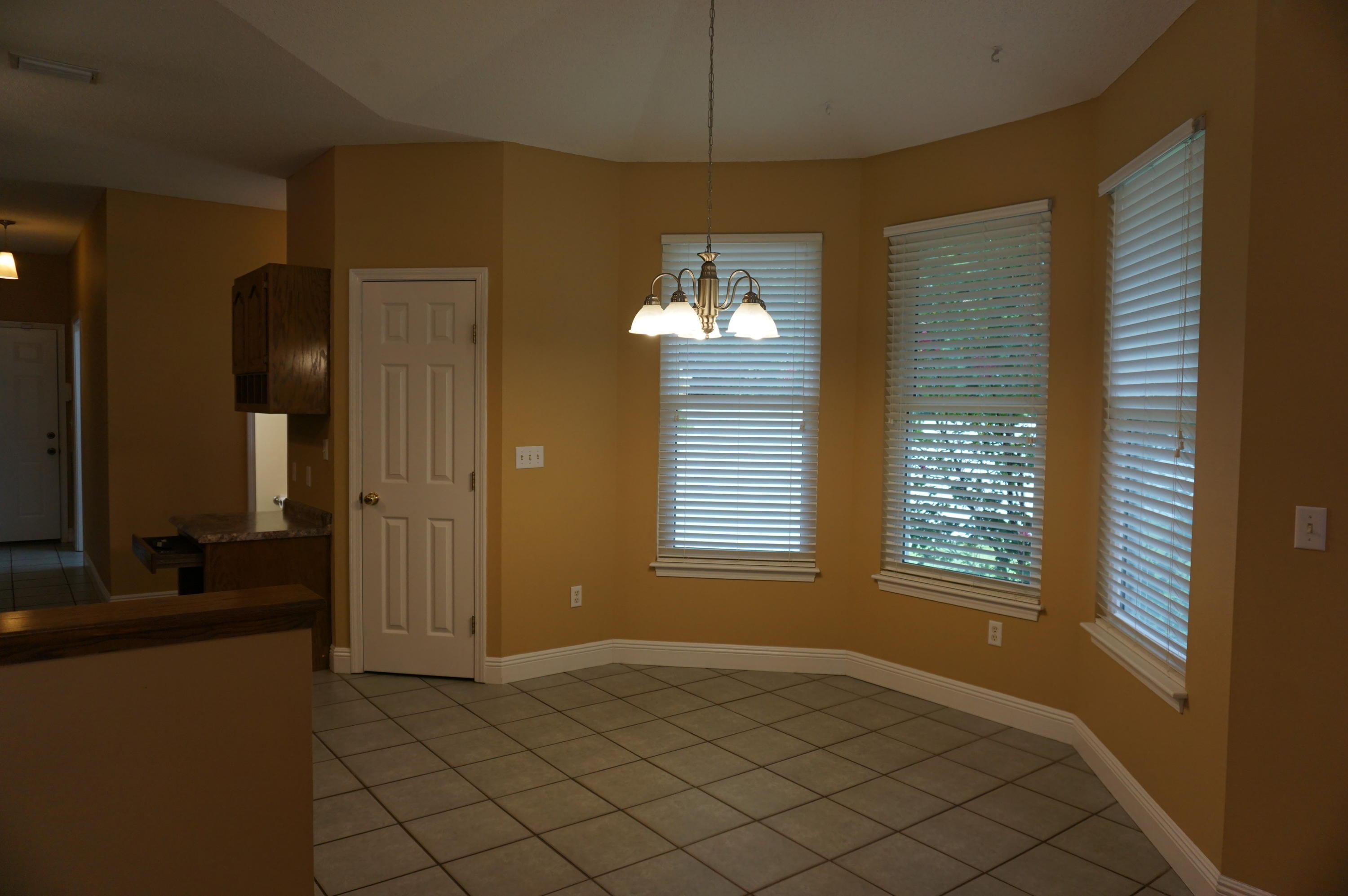 MEADOW LAKE ESTATES - Residential Lease