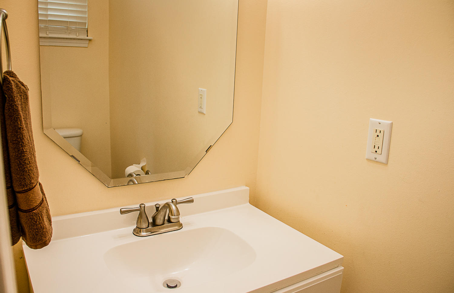 MEADOW LAKE ESTATES - Residential Lease