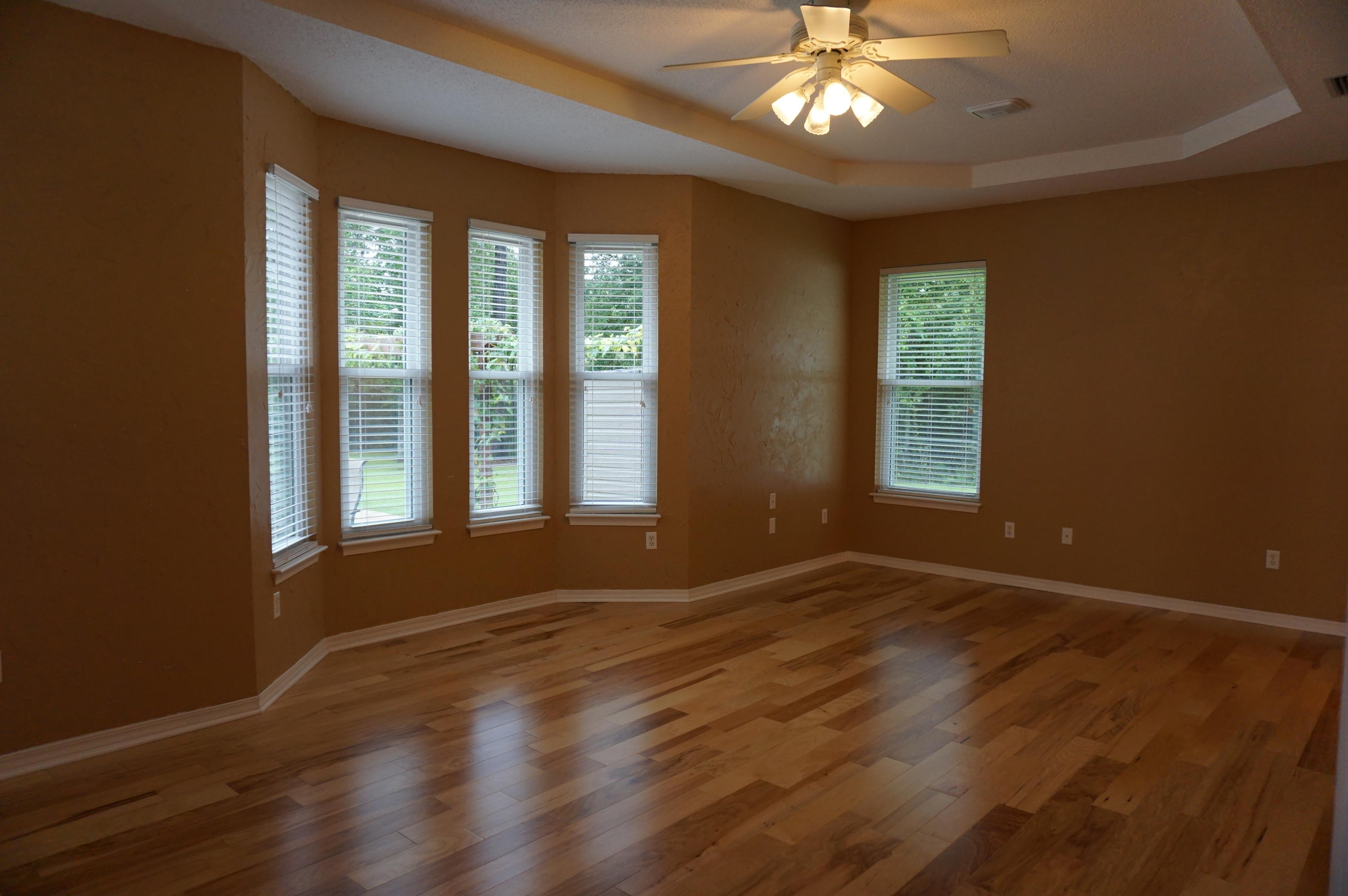 MEADOW LAKE ESTATES - Residential Lease