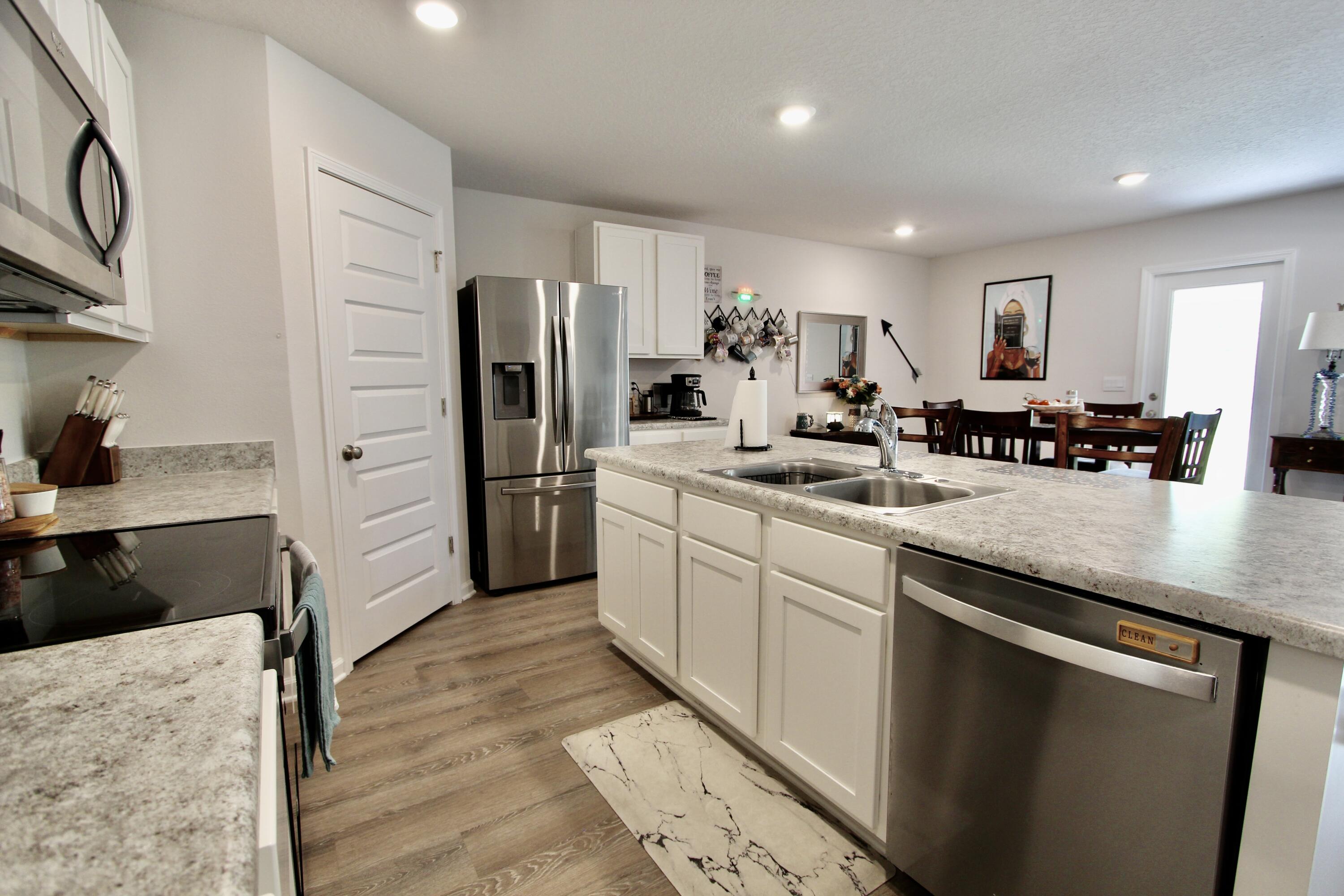 HERITAGE PLANTATION - Residential Lease