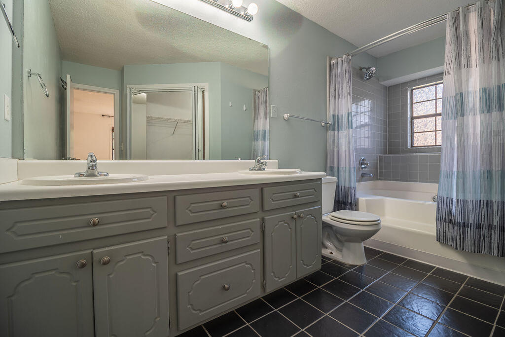 OLD HICKORY - Residential